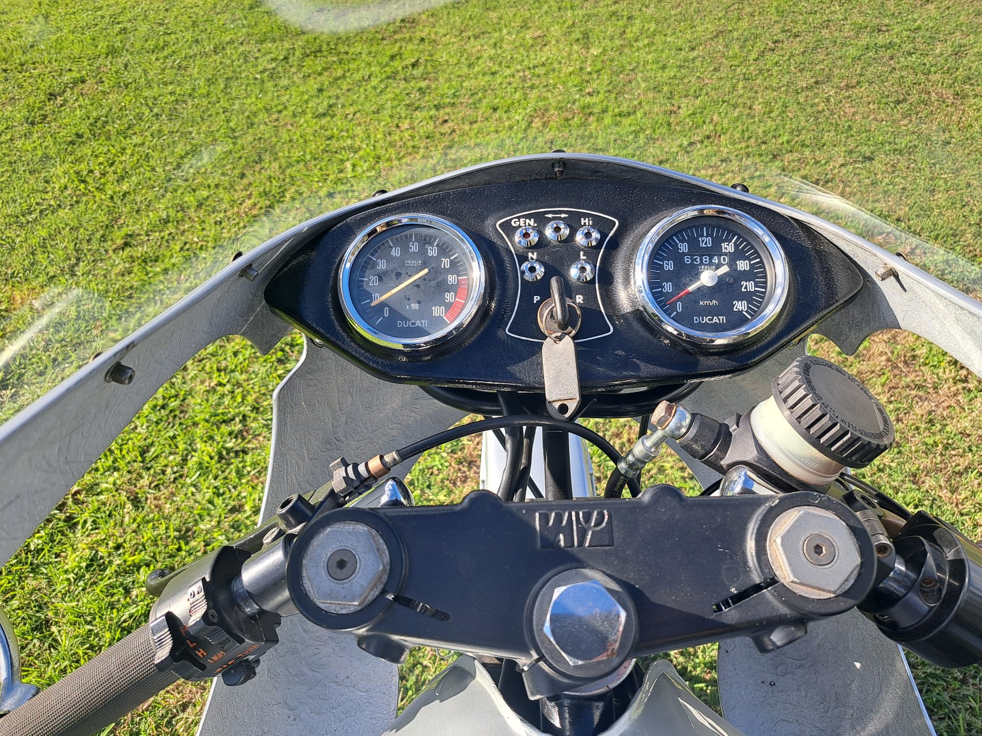 1982 DUCATI 900SS SPORTS
