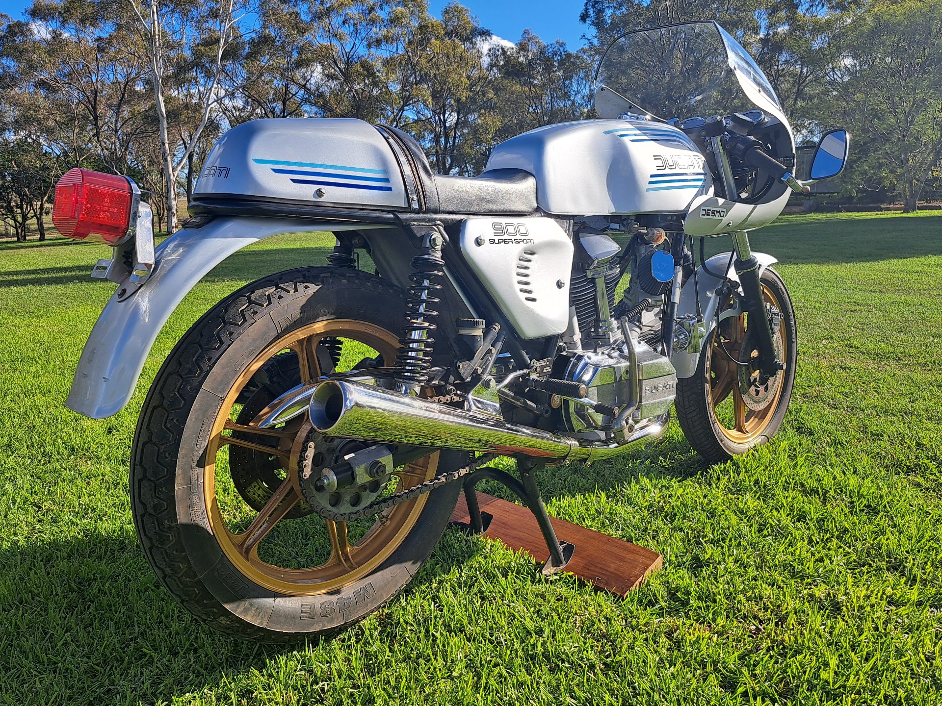 1982 DUCATI 900SS SPORTS