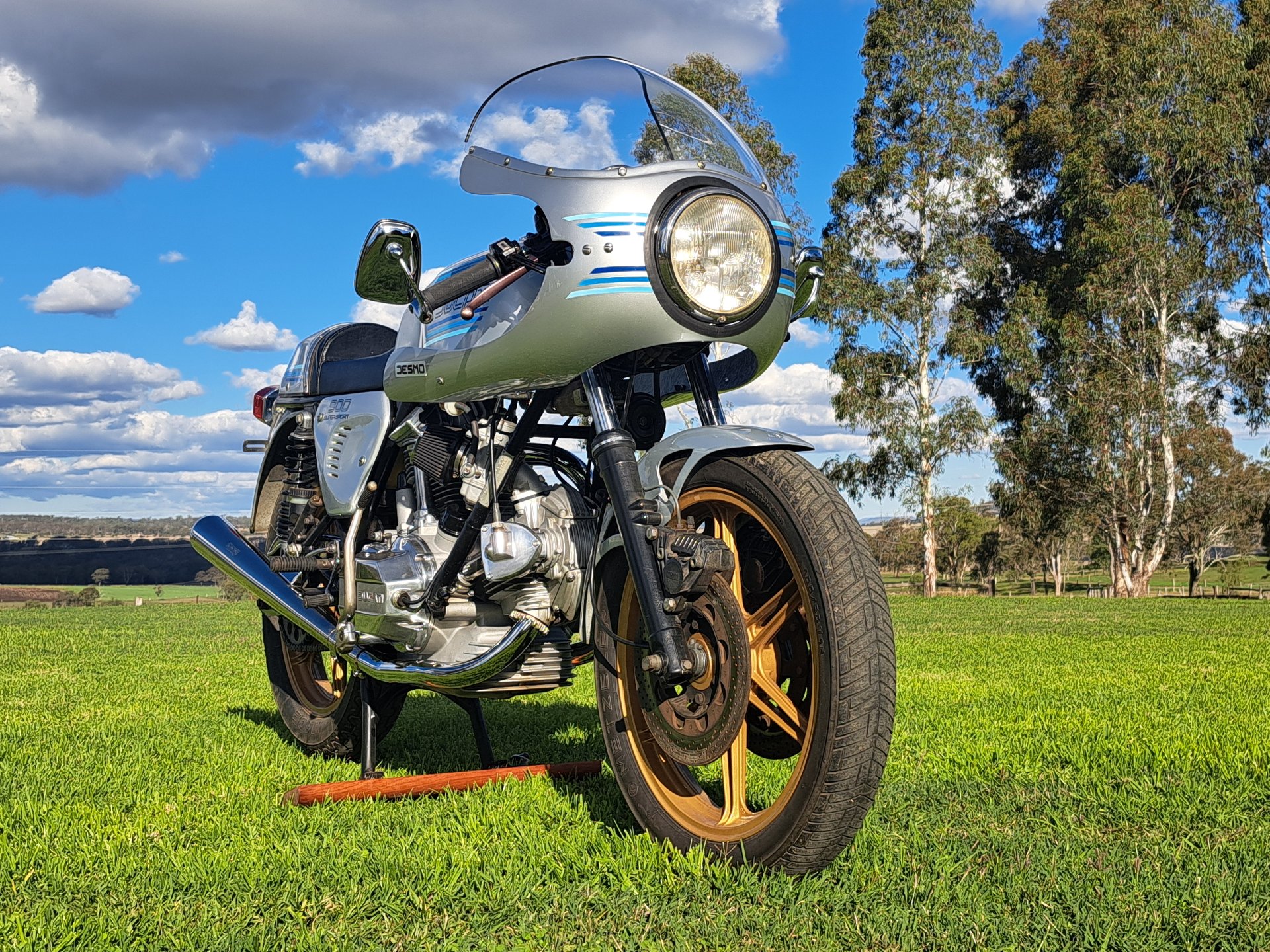1982 DUCATI 900SS SPORTS