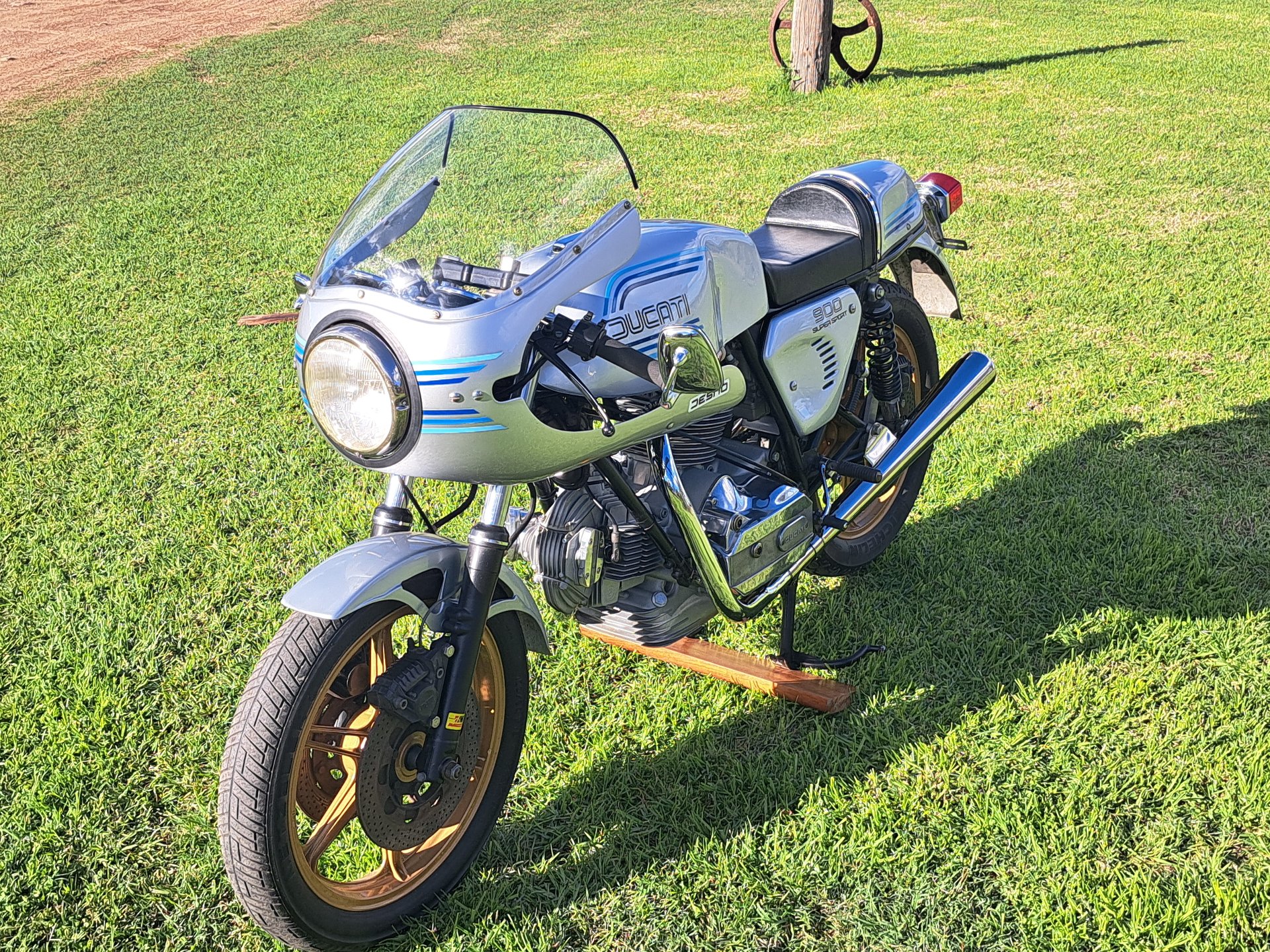 1982 DUCATI 900SS SPORTS