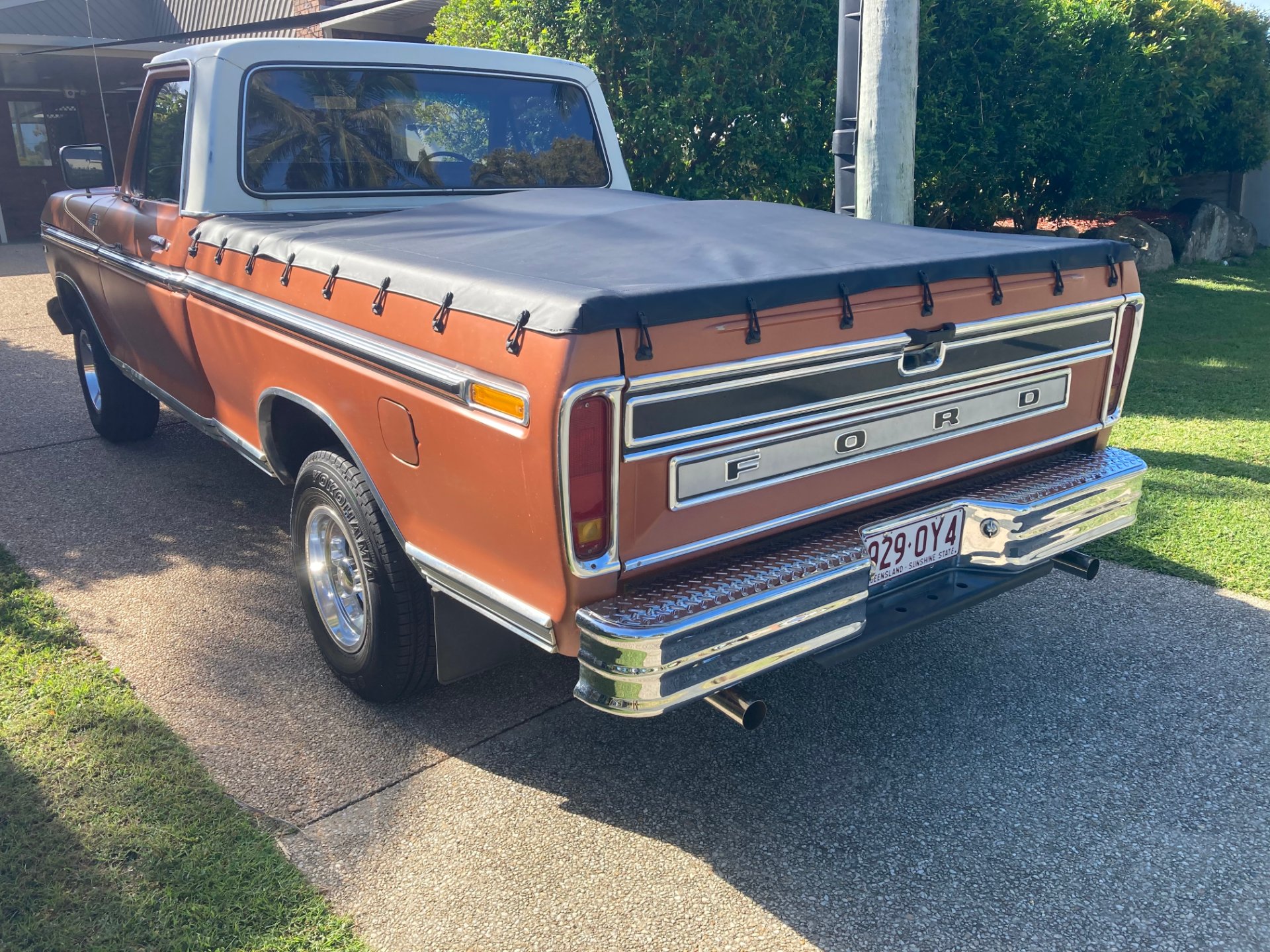 1977 FORD F100 XLT SWB AUTOMATIC UTILITY 