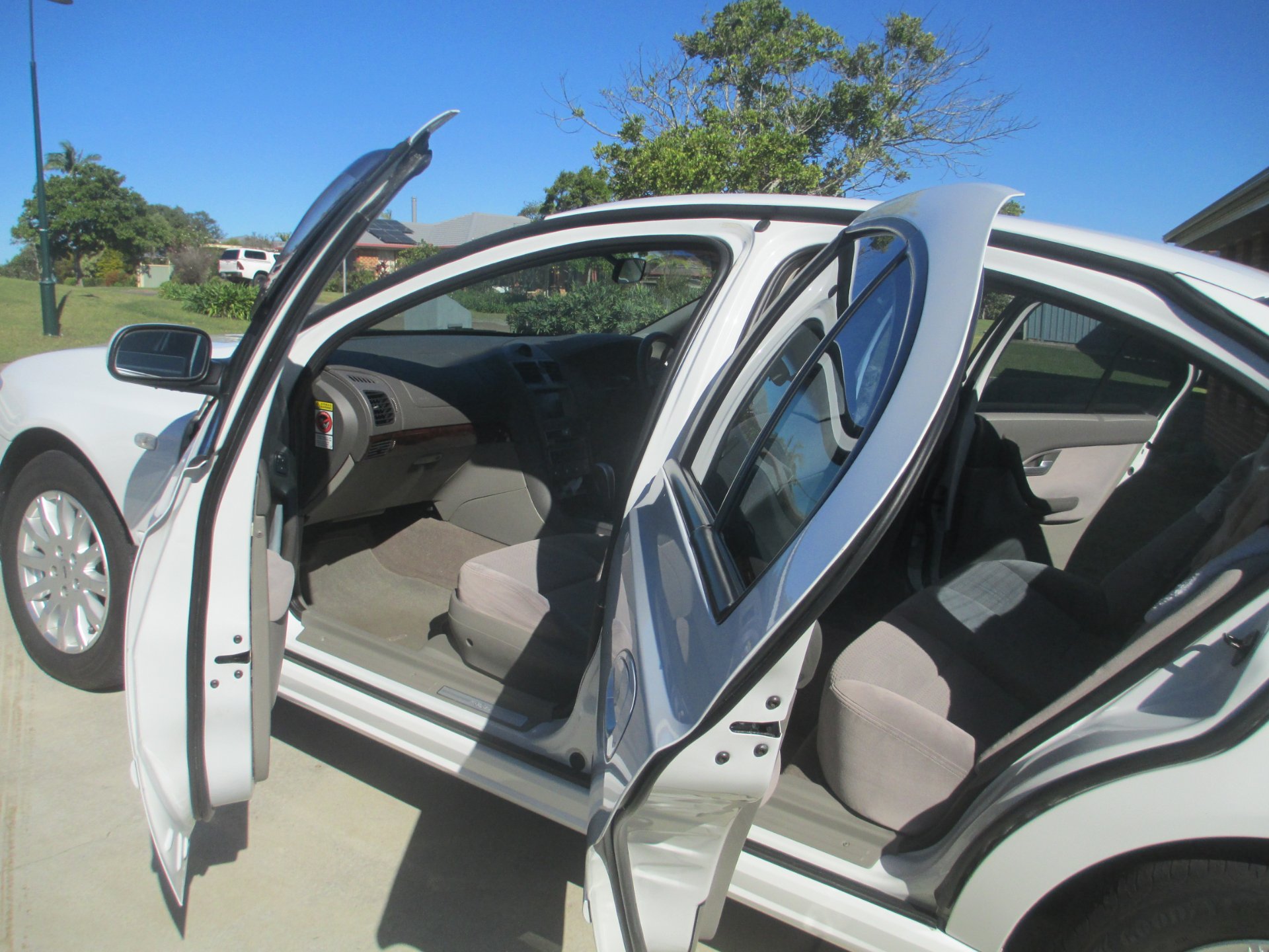 2004 FORD FAIRMONT BA GHIA 4 SP AUTO SEQ SPORTSHIFT 4D SEDAN