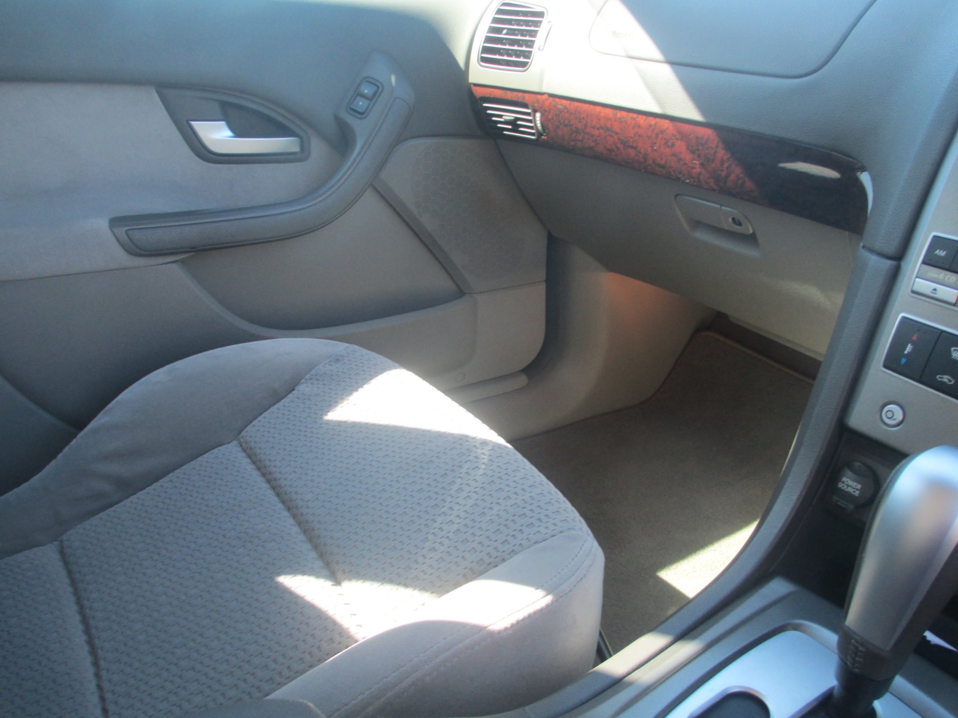 2004 FORD FAIRMONT BA GHIA 4 SP AUTO SEQ SPORTSHIFT 4D SEDAN