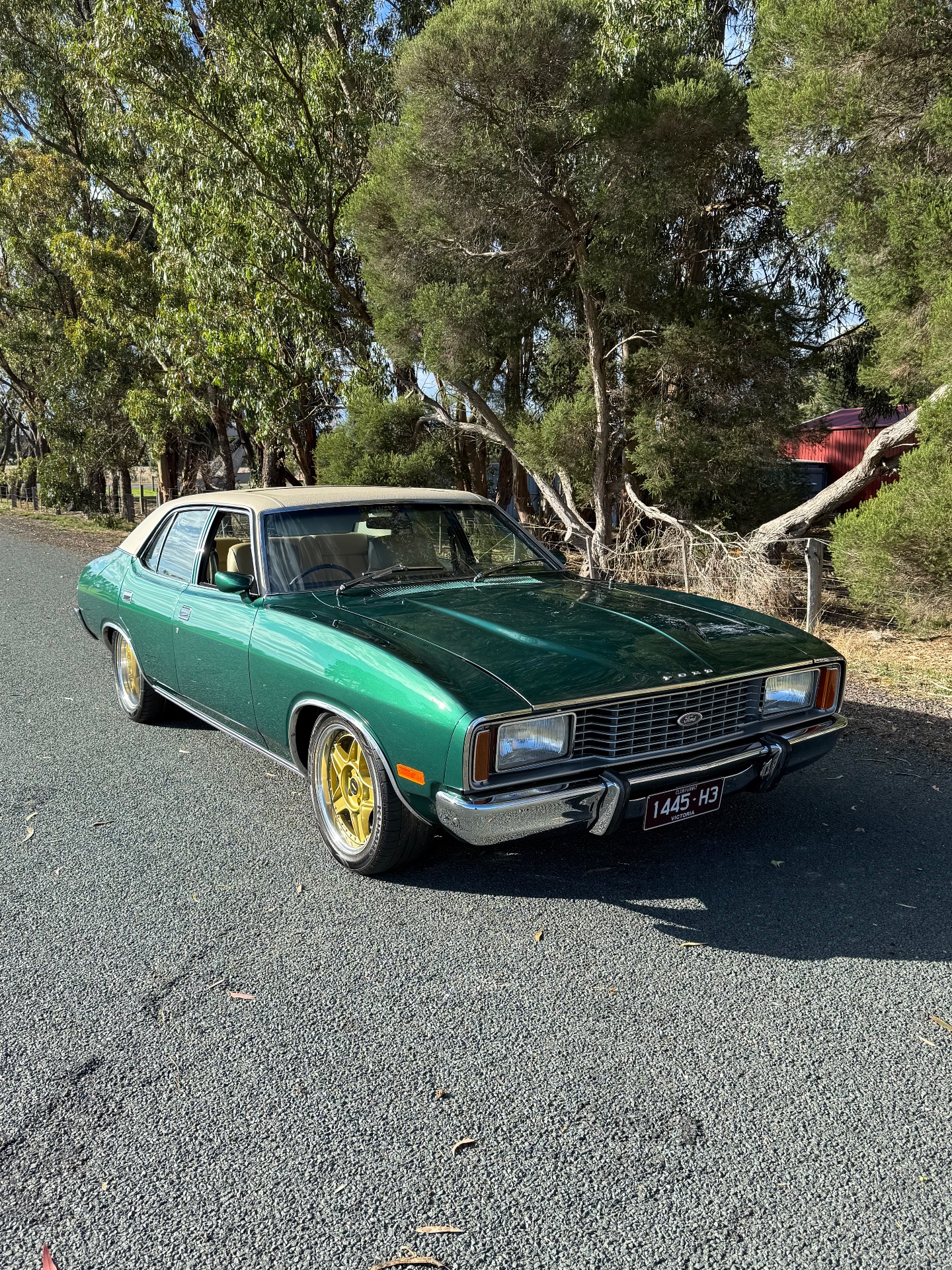 1976 FORD FAIRMONT XC 3 SP AUTOMATIC 4D SEDAN