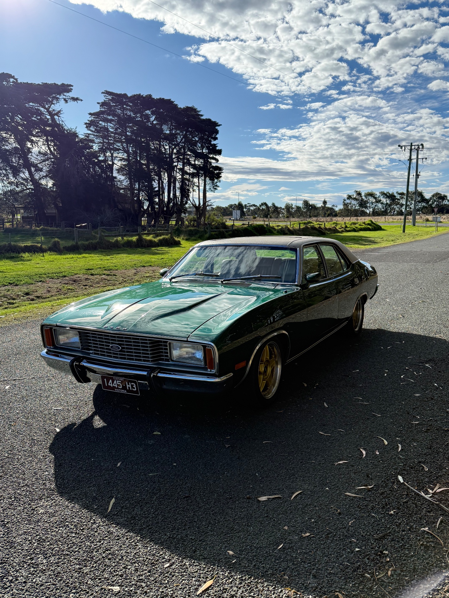 1976 FORD FAIRMONT XC 3 SP AUTOMATIC 4D SEDAN