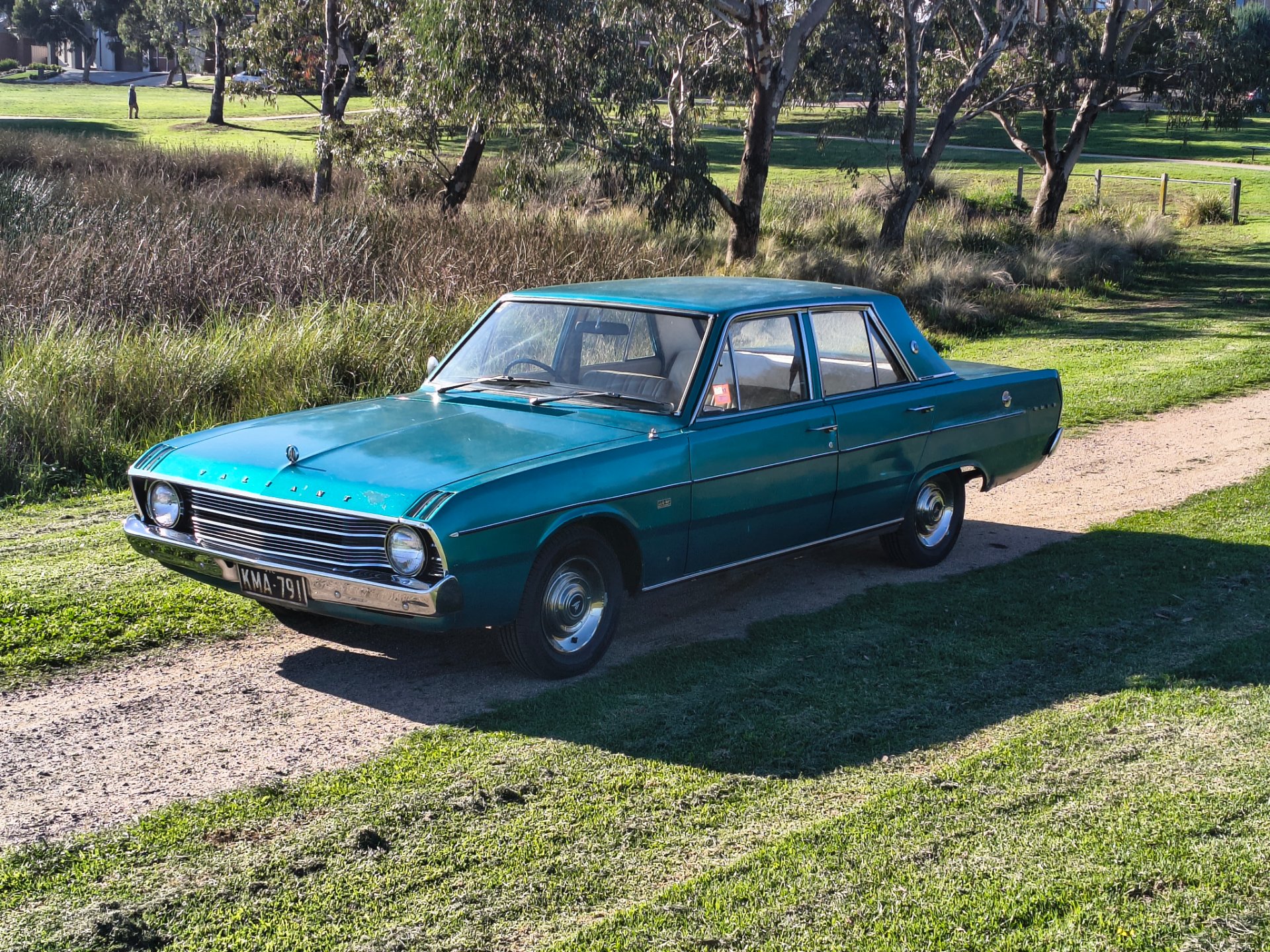 1969 CHRYSLER VALIANT VF REGAL AUTOMATIC 4D SEDAN