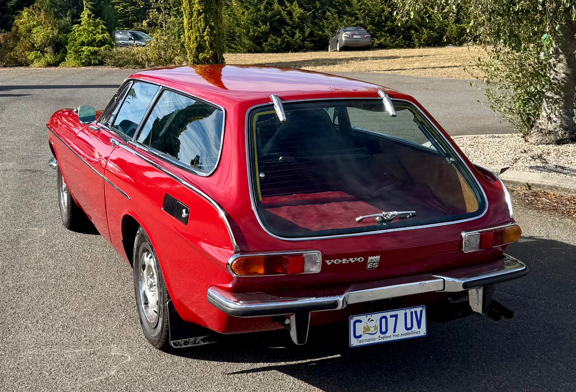 1972 VOLVO P 1800 ES 4 SP MANUAL 2D COUPE 