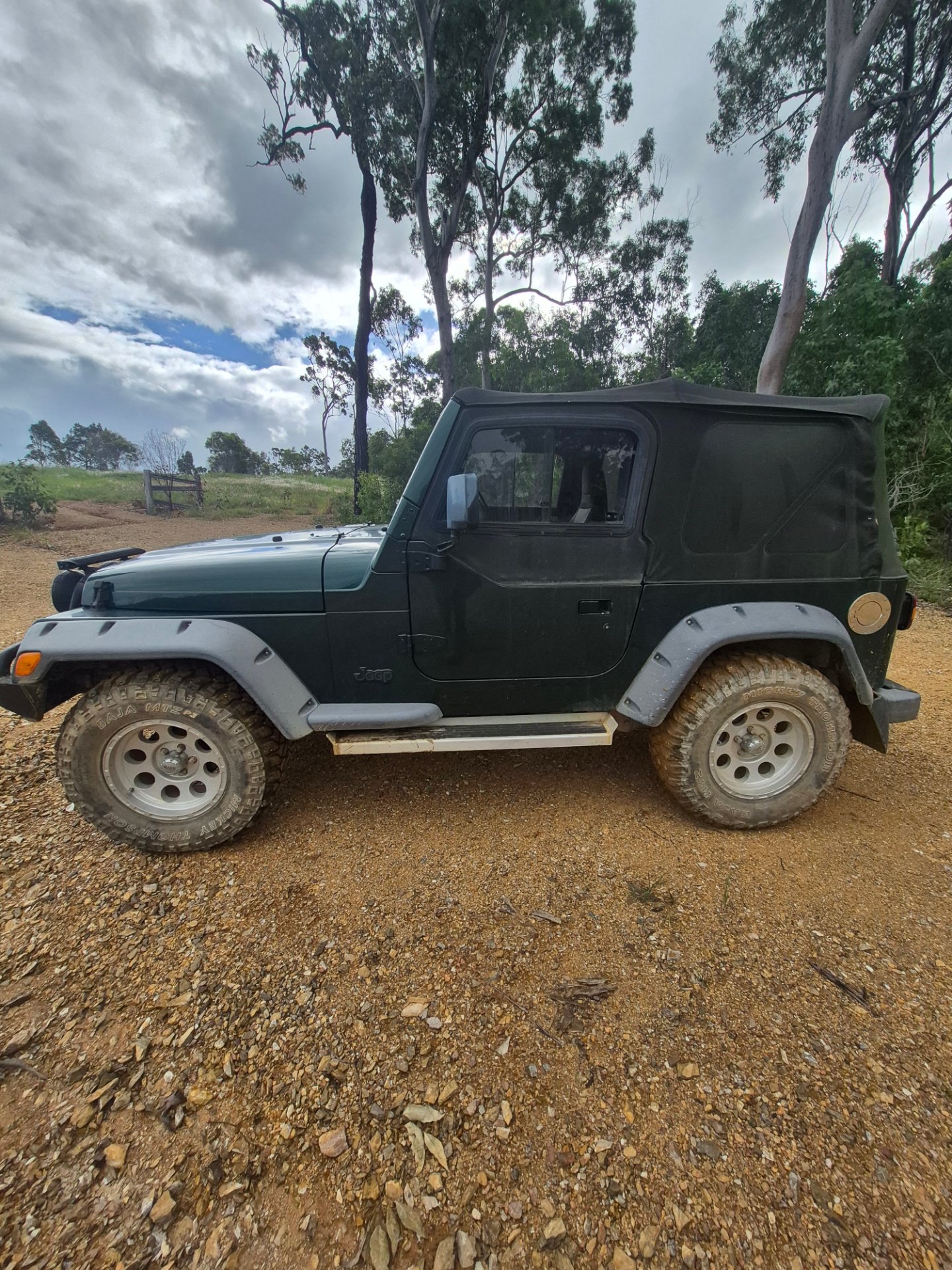 2000 JEEP WRANGLER TJ SPORT (4x4) 3 SP AUTOMATIC 4X4 2D SOFTTOP