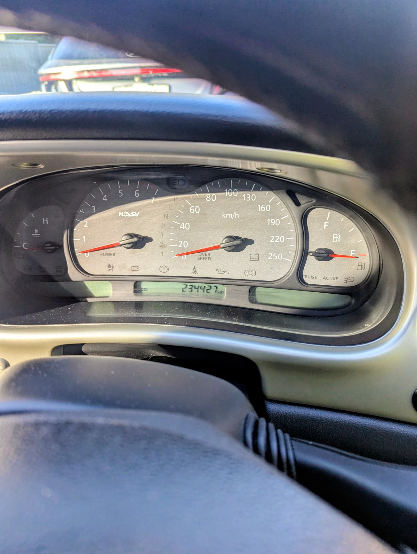 2000 HSV CLUBSPORT VX R8 4 SP AUTOMATIC 4D SEDAN