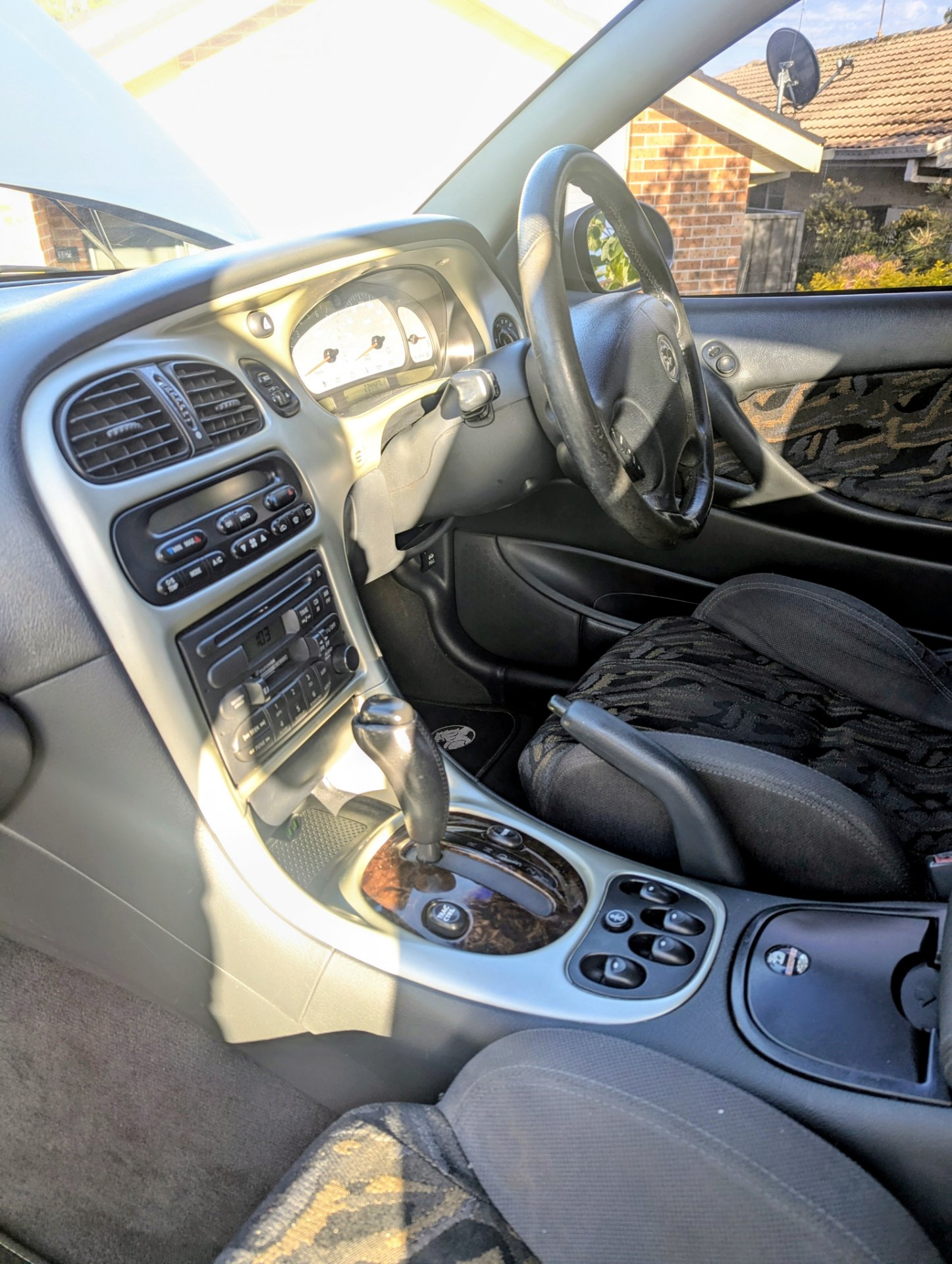 2000 HSV CLUBSPORT VX R8 4 SP AUTOMATIC 4D SEDAN