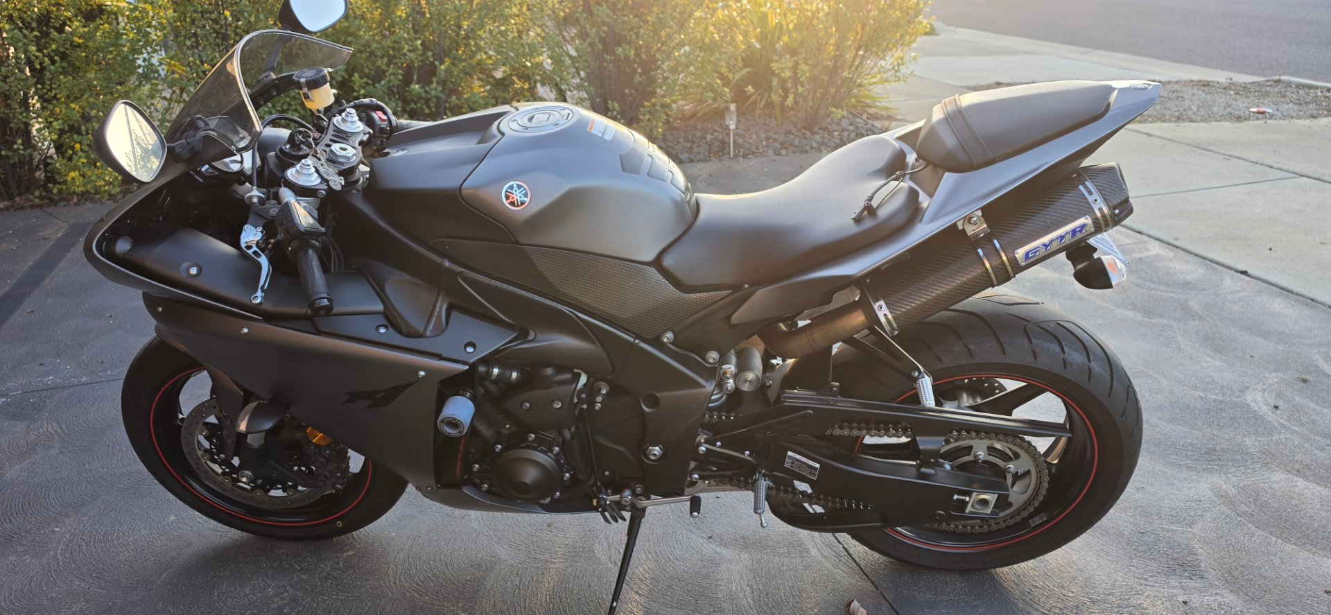 2011 YAMAHA YZF-R1 SPORTS 