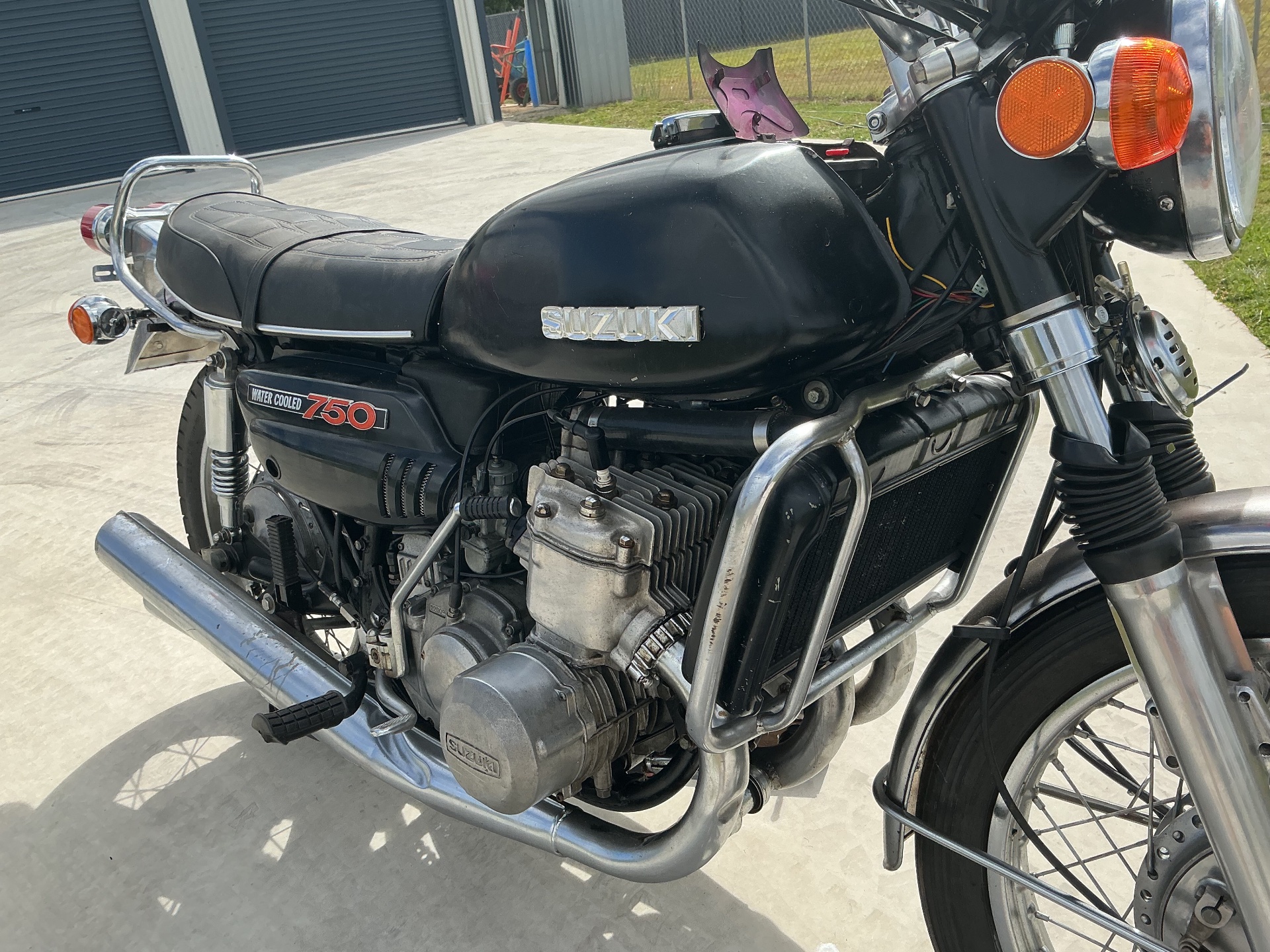 1972 SUZUKI GT750 J ROAD