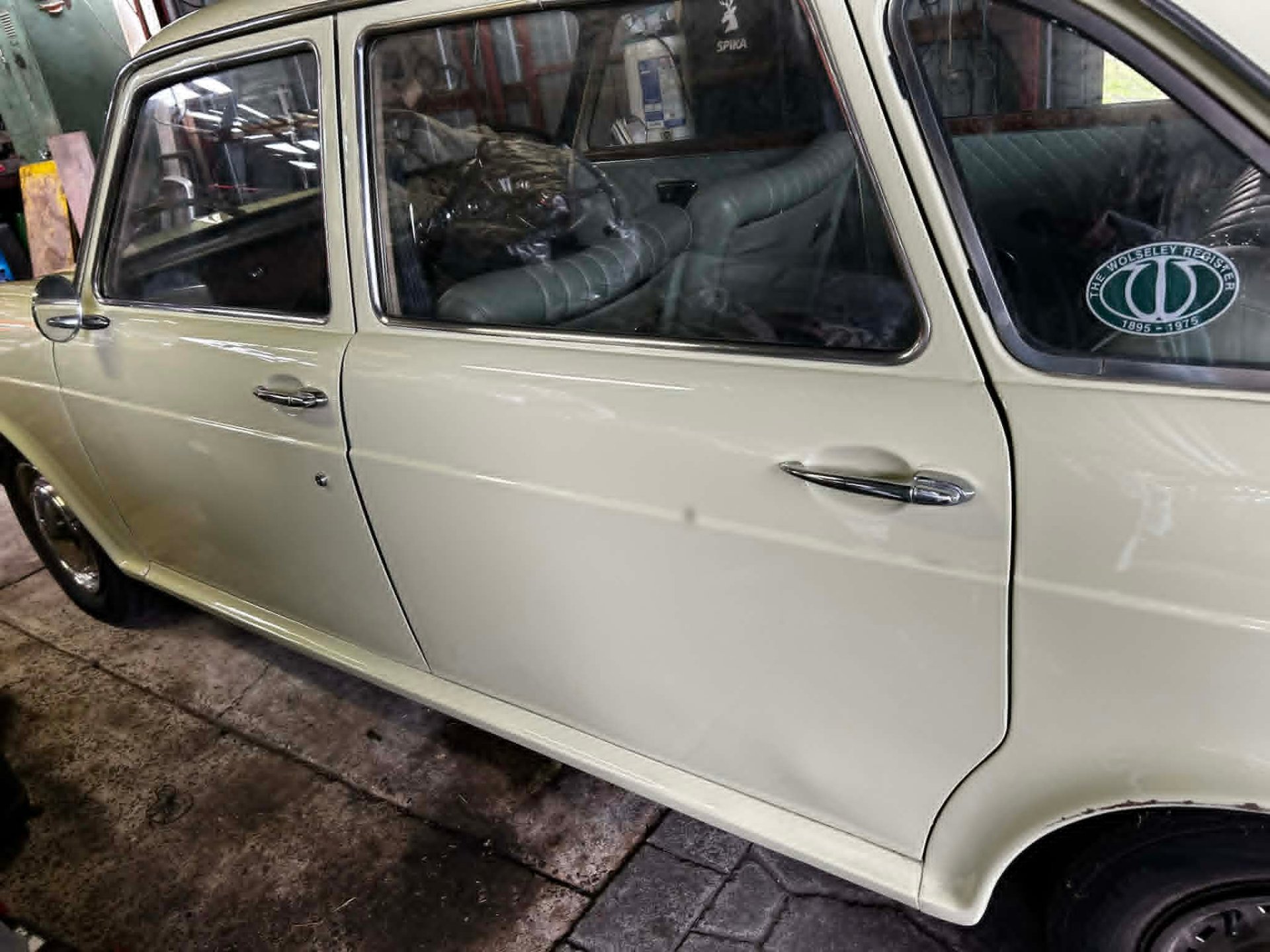 1969 WOLSELEY 18/85 AUTOMATIC SEDAN