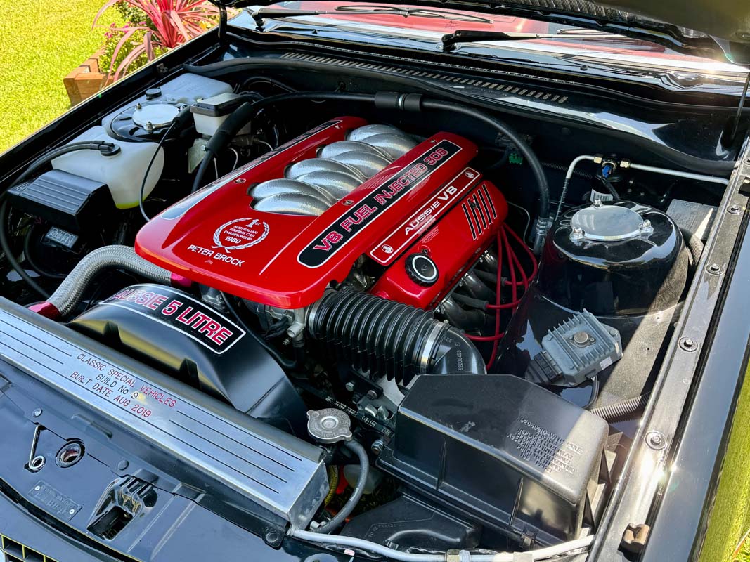 1982 HOLDEN COMMODORE VH SL/E 5 SP MANUAL 4D SEDAN