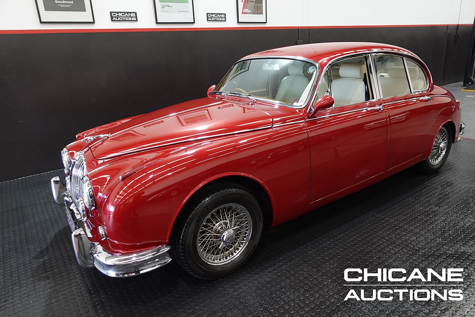 1965 JAGUAR MKII 3.8 5 SP MANUAL 4D SEDAN