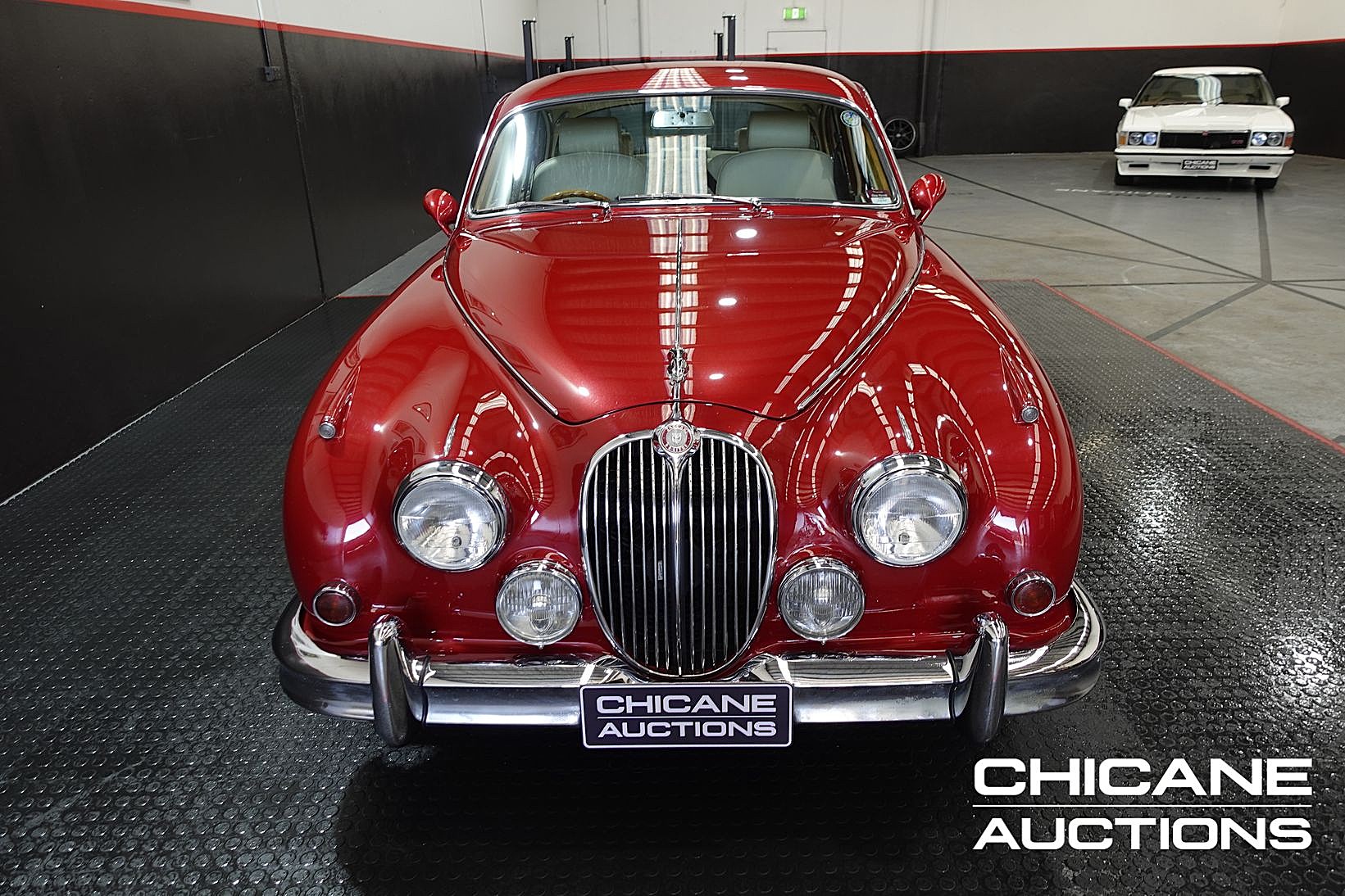 1965 JAGUAR MKII 3.8 5 SP MANUAL 4D SEDAN