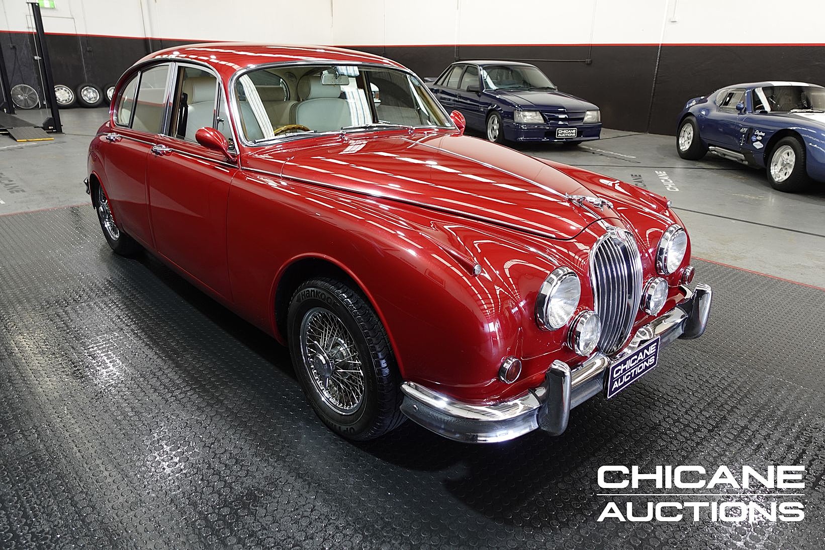 1965 JAGUAR MKII 3.8 5 SP MANUAL 4D SEDAN