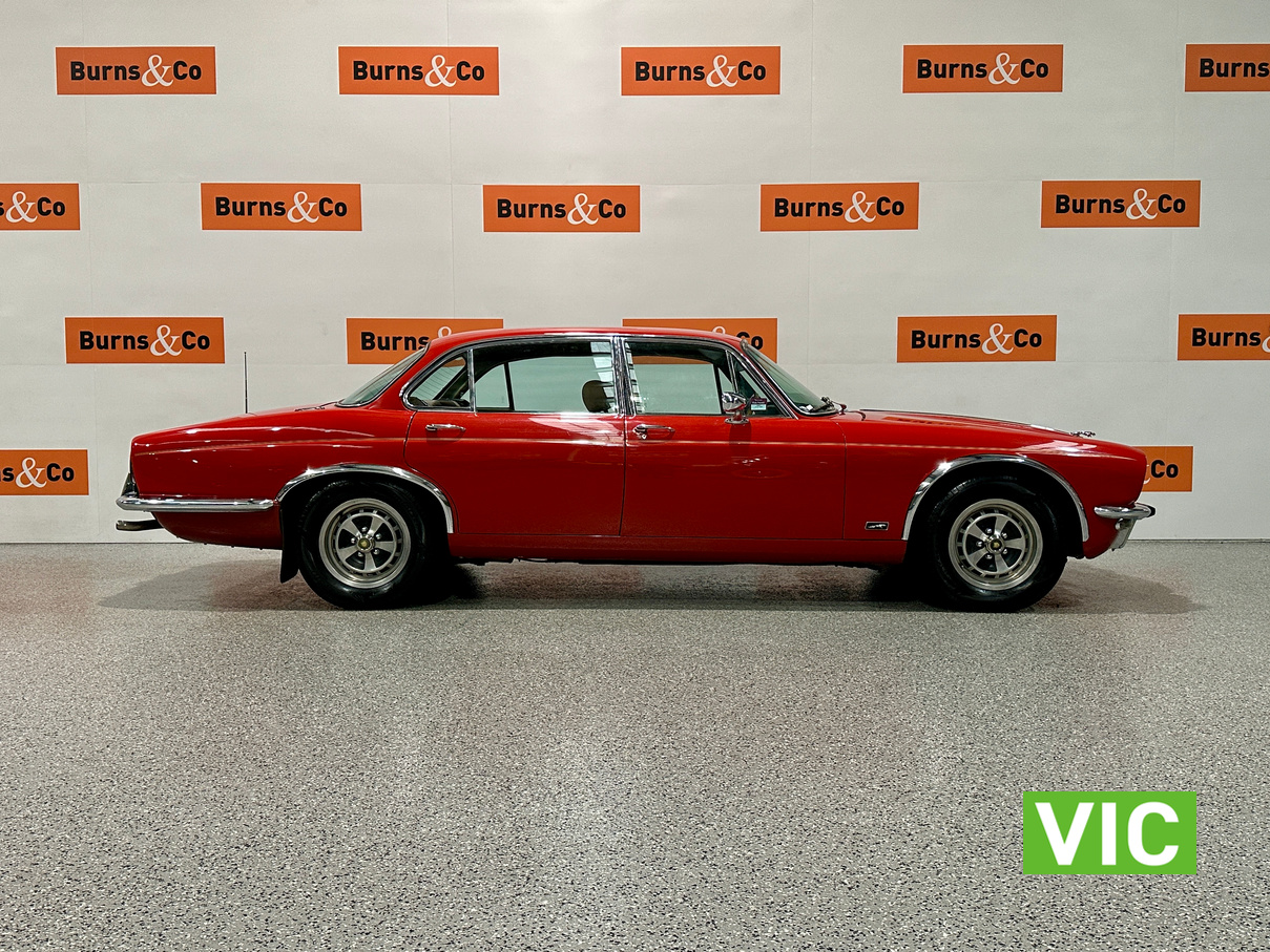 1977 JAGUAR XJS 4.2 LTR 6 CYL AUTO SEDAN