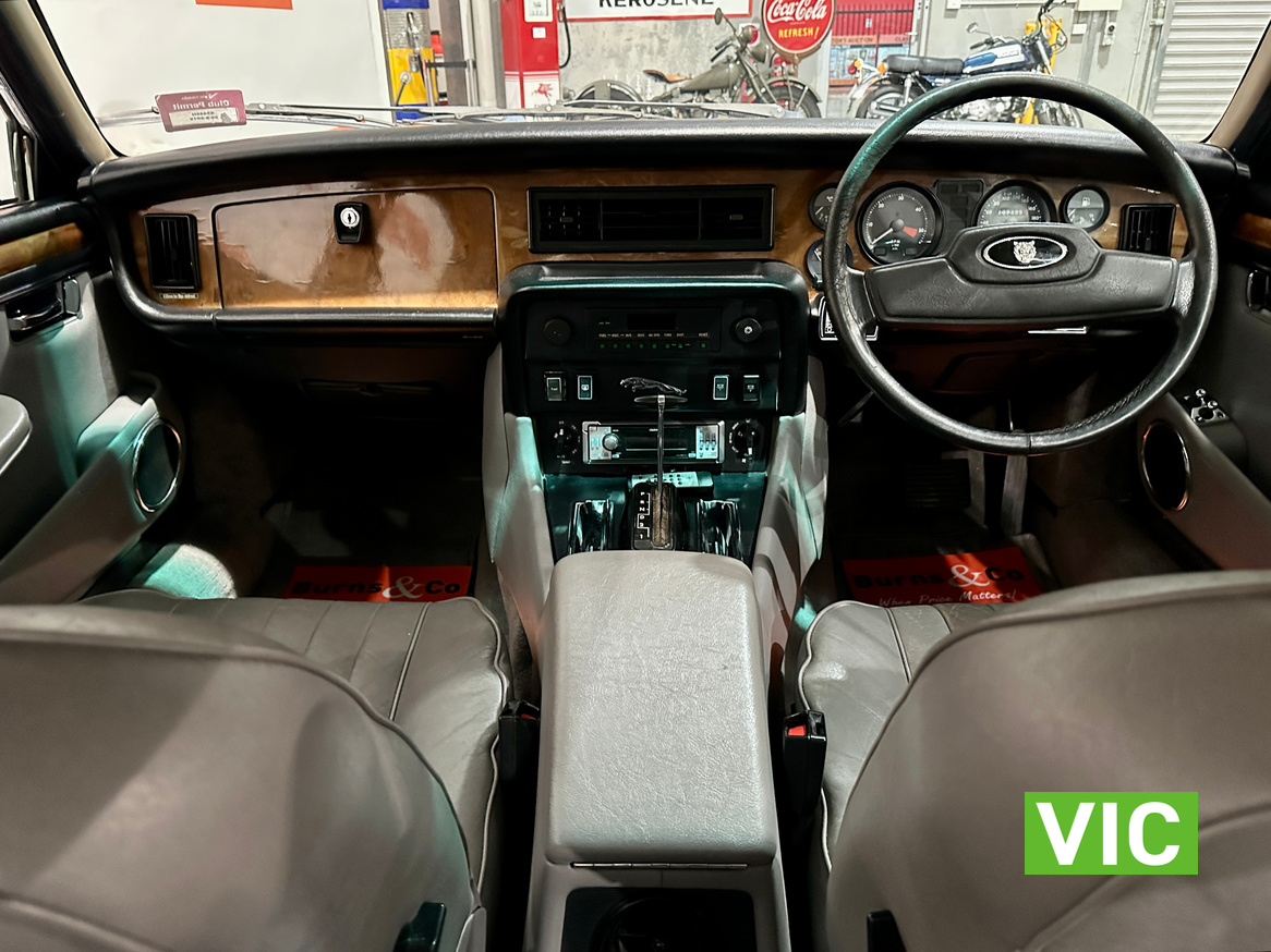 1985 JAGUAR XJ6 SOVEREIGN 4.2 LTR 6 CYL AUTO SEDAN