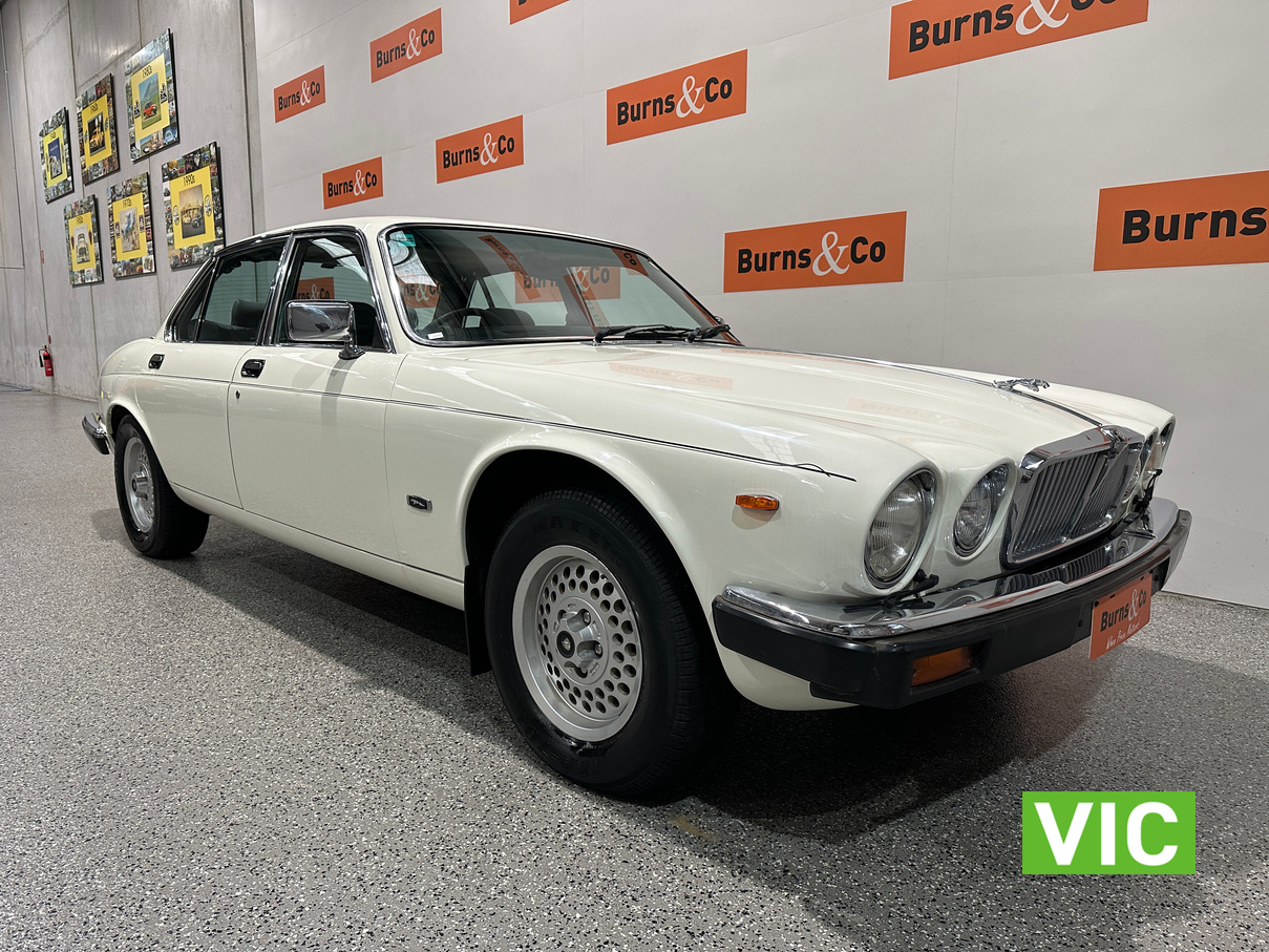1985 JAGUAR XJ6 SOVEREIGN 4.2 LTR 6 CYL AUTO SEDAN