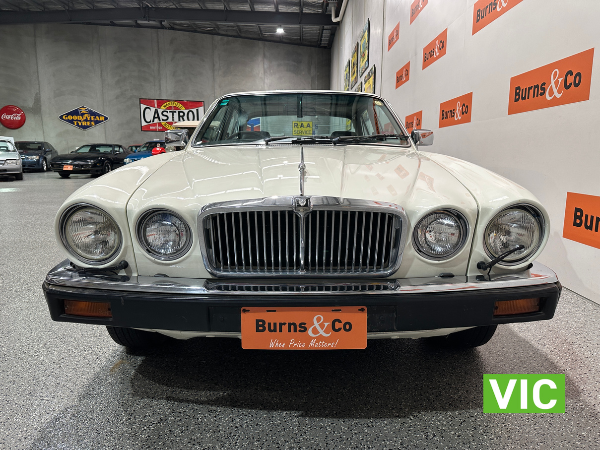 1985 JAGUAR XJ6 SOVEREIGN 4.2 LTR 6 CYL AUTO SEDAN