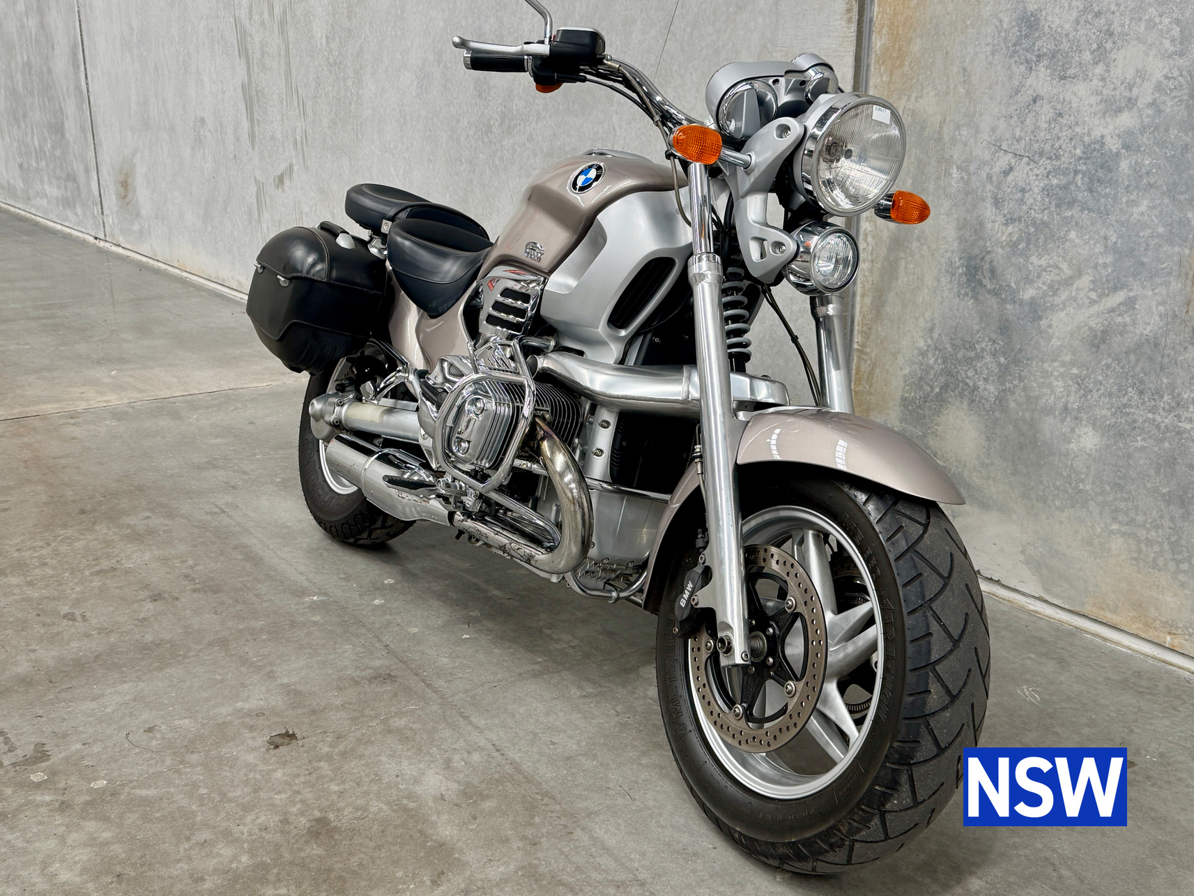 2004 BMW R1200C MONTAUK CRUISER