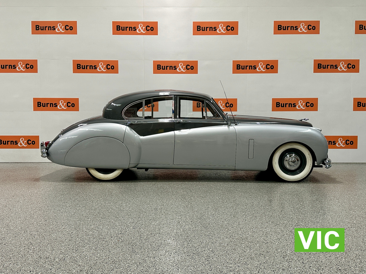 1954 JAGUAR MK VII 6 CYL AUTO SALOON