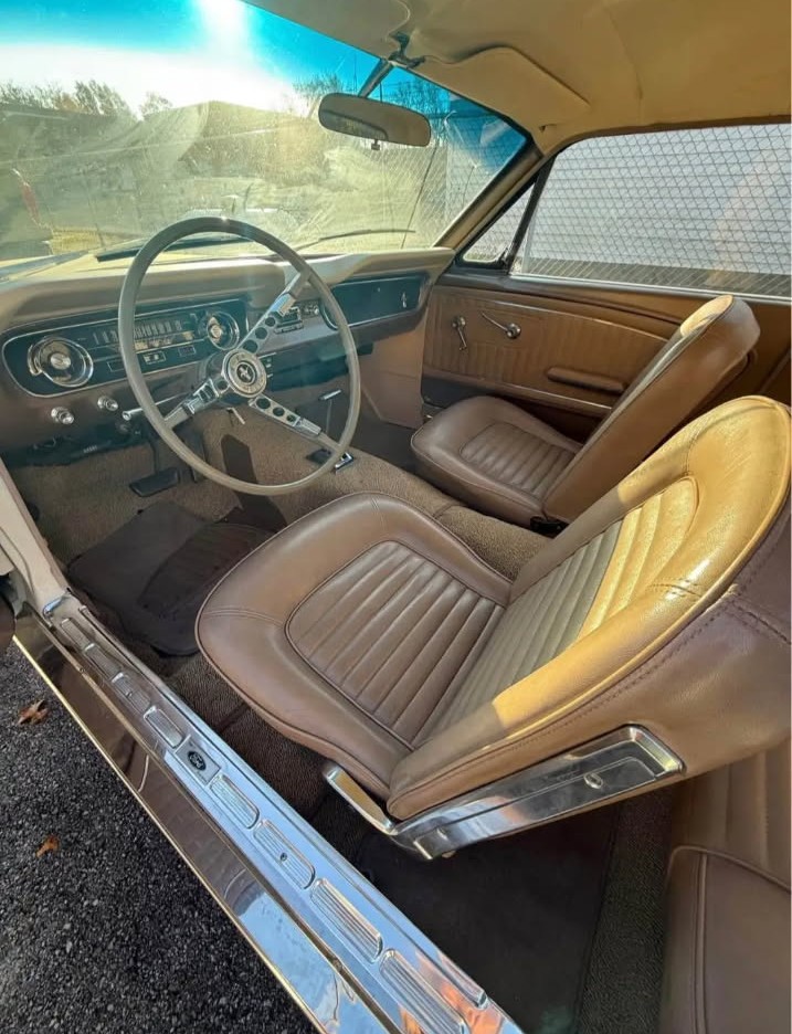 1964 FORD MUSTANG COUPE 