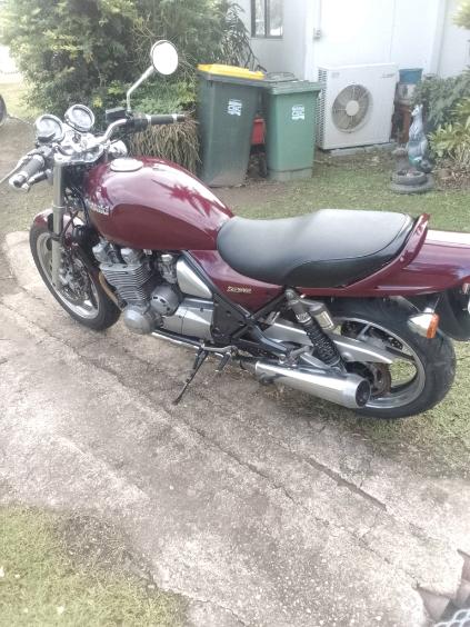 1992 KAWASAKI ZR1100 (ZEPHYR) ROAD