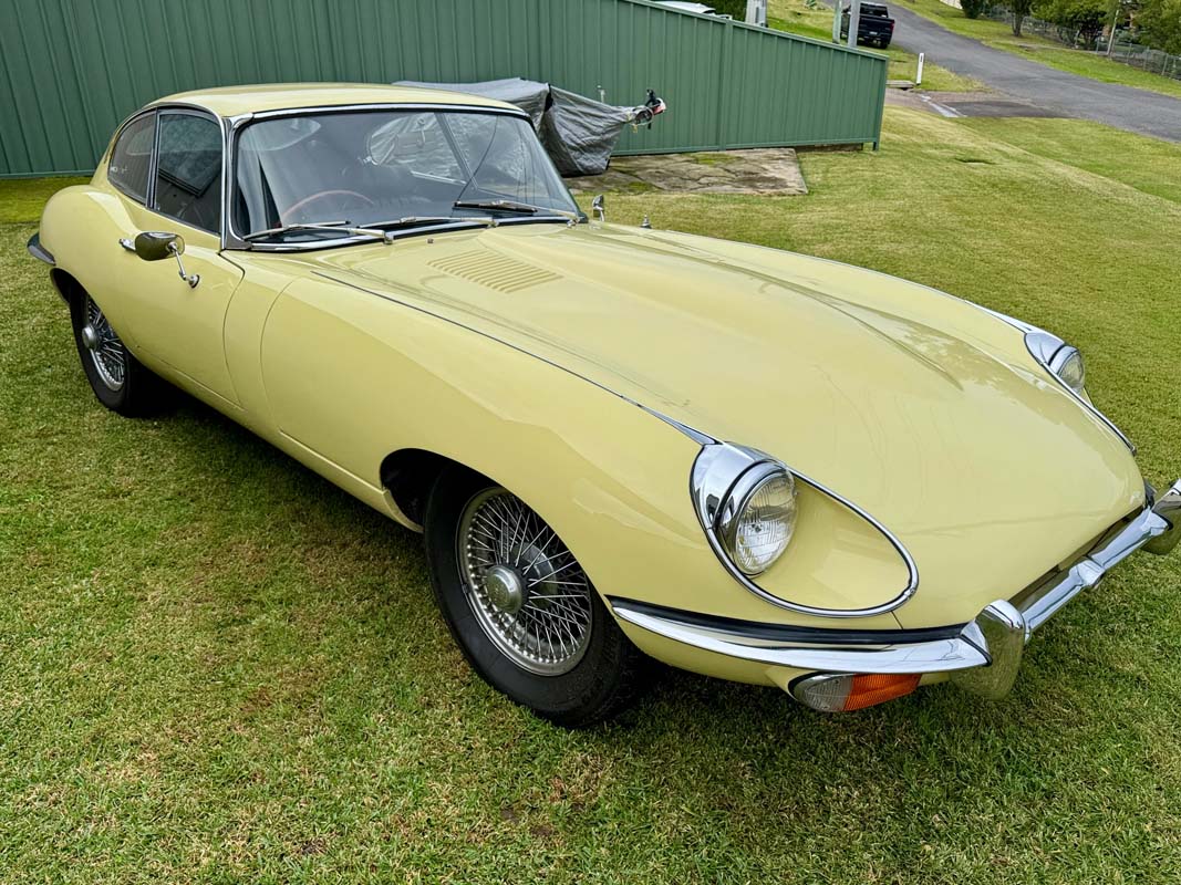 1969 JAGUAR E TYPE 4.2L 4 SP MANUAL FIXED HEAD COUPE