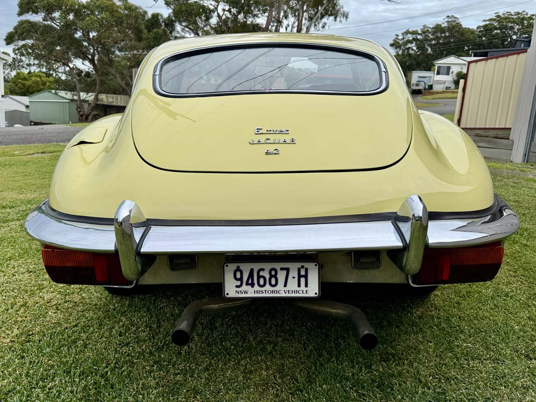 1969 JAGUAR E TYPE 4.2L 4 SP MANUAL FIXED HEAD COUPE