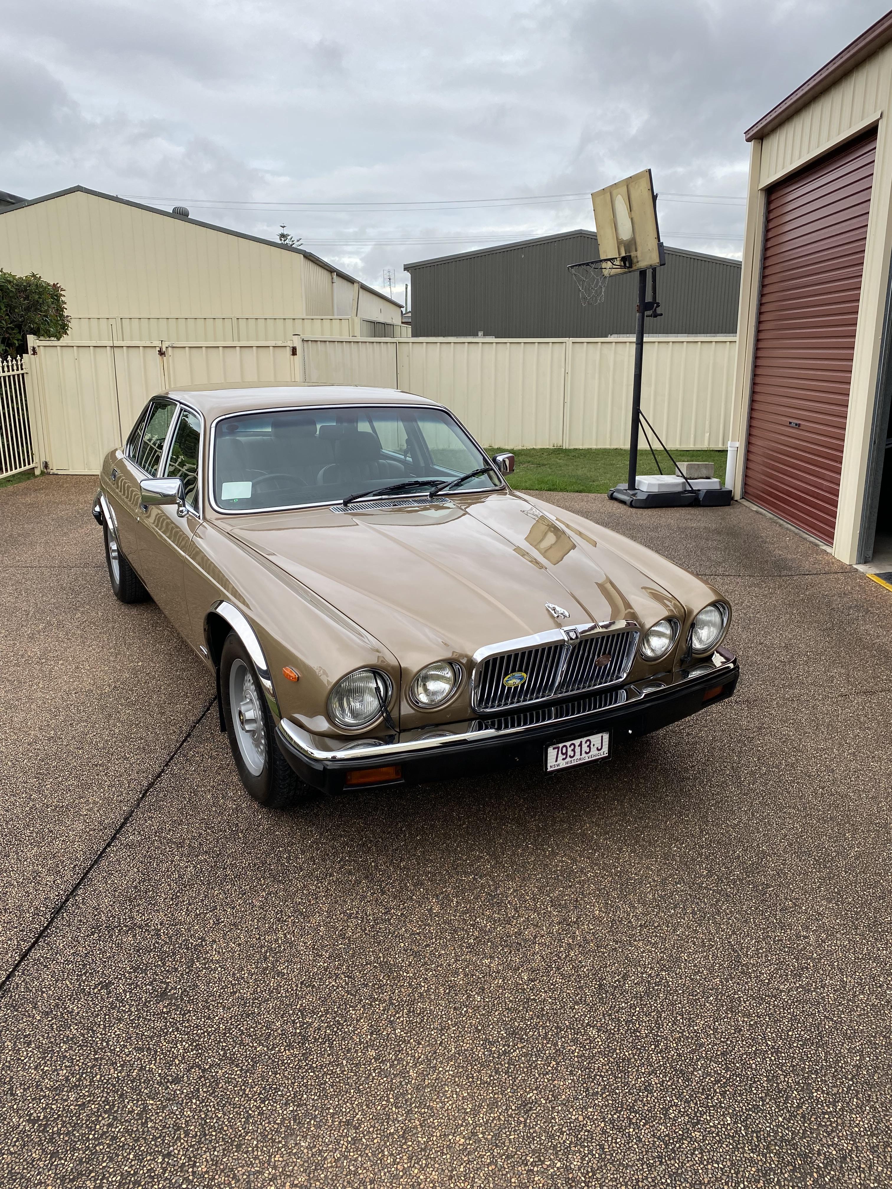 1985 JAGUAR XJ6 SERIES III 4.2 3 SP AUTOMATIC 4D SEDAN