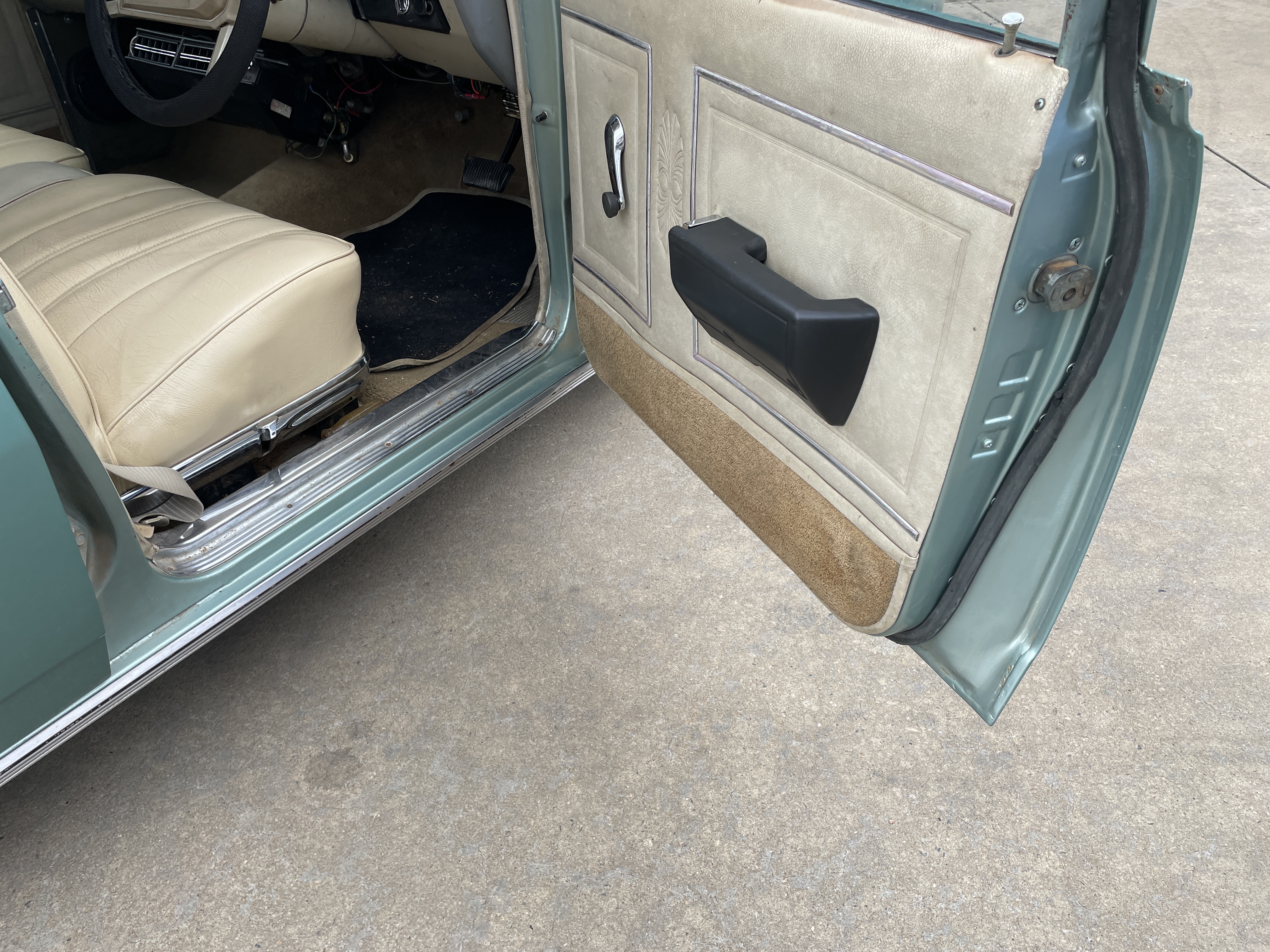 12/1973 HOLDEN PREMIER HG AUTOMATIC 4D STATION WAGON
