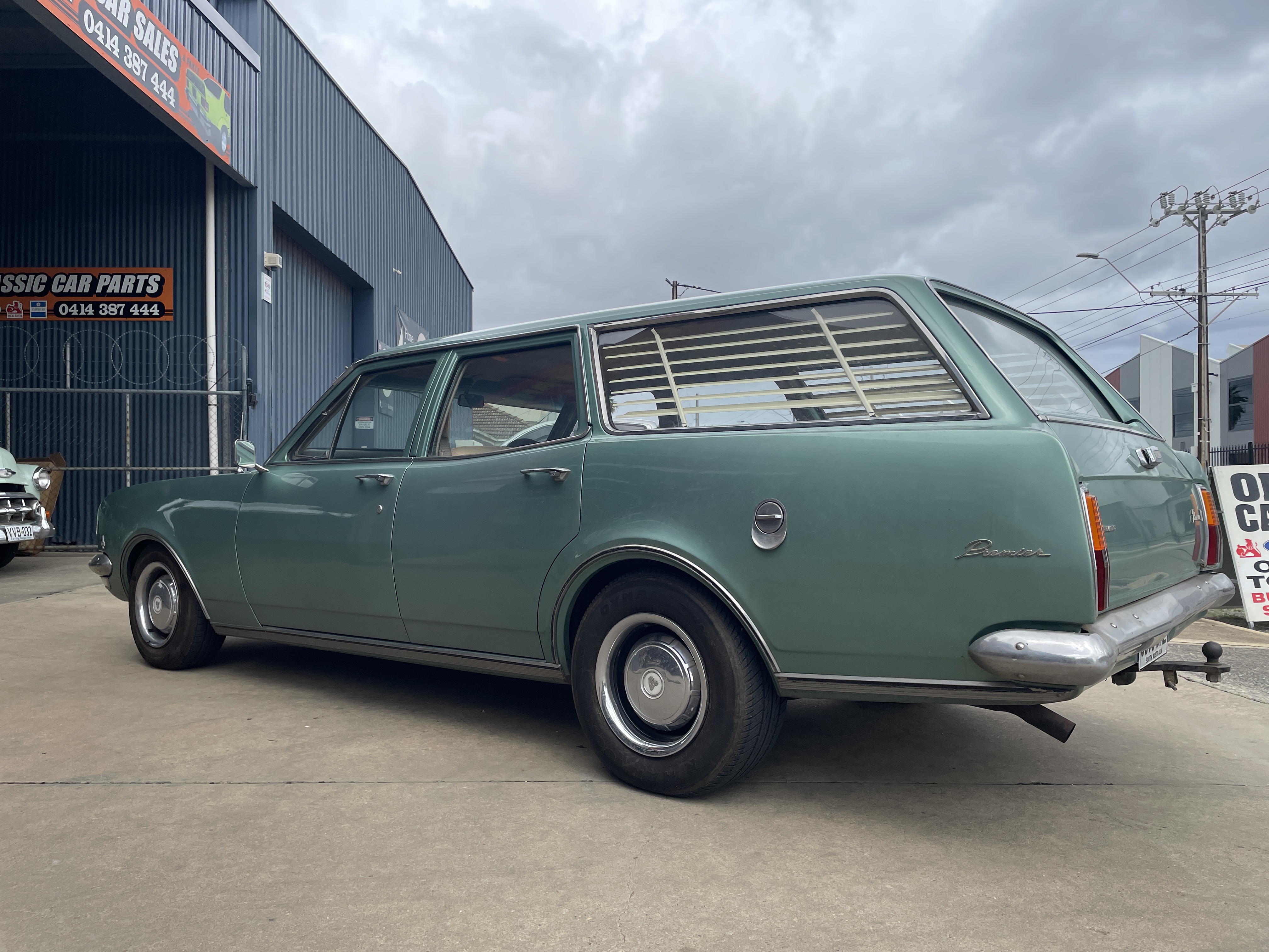 12/1973 HOLDEN PREMIER HG AUTOMATIC 4D STATION WAGON