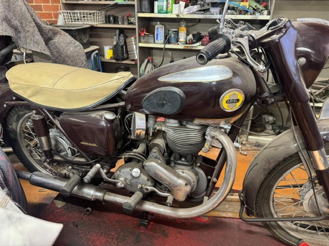 1957 ARIEL VH500 ROAD