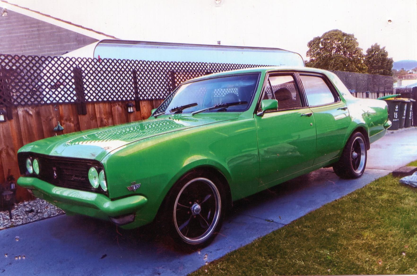 1969 HOLDEN BROUGHAM HT 4 SP MANUAL SEDAN