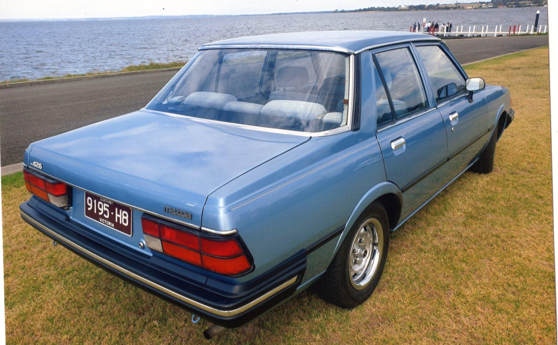 1982 MAZDA 626 DELUXE 5 SP MANUAL 4D SEDAN