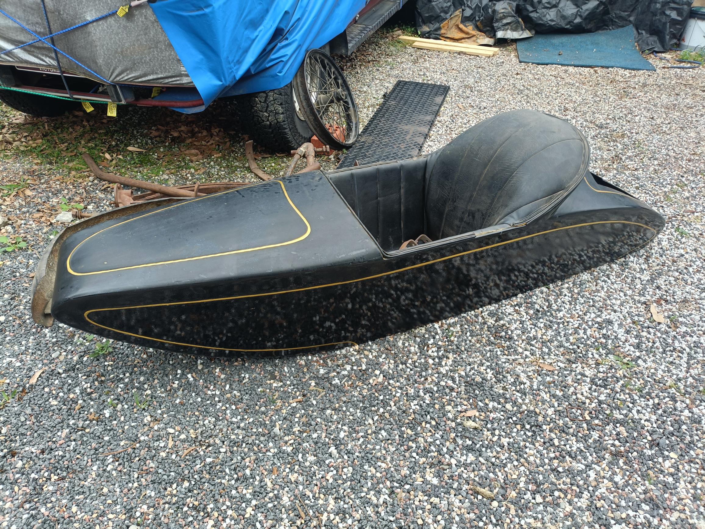 DUSTING SIDECAR BODY