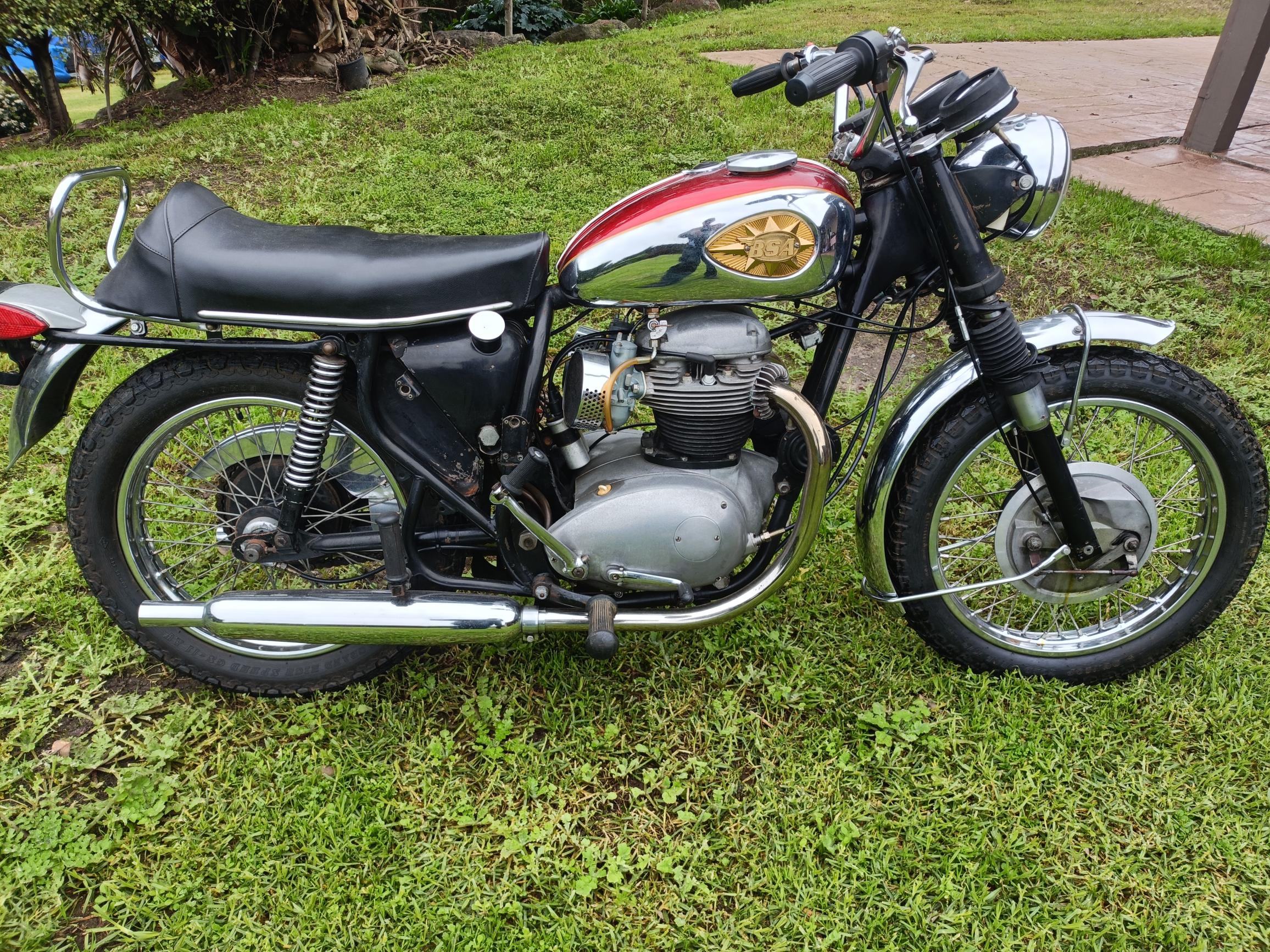 1969 BSA LIGHTNING ROAD