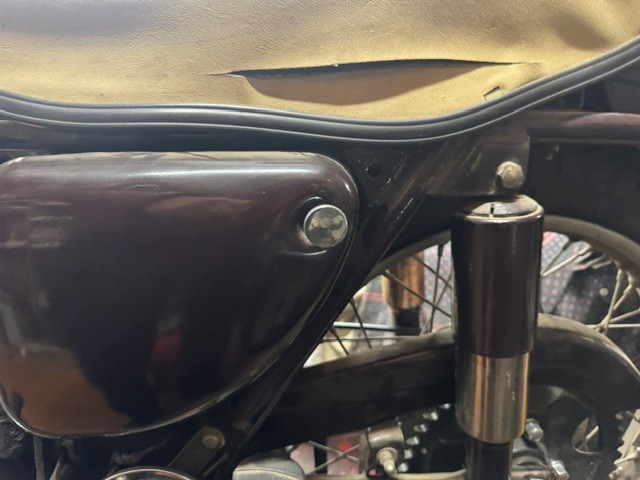 1957 ARIEL VH500 ROAD