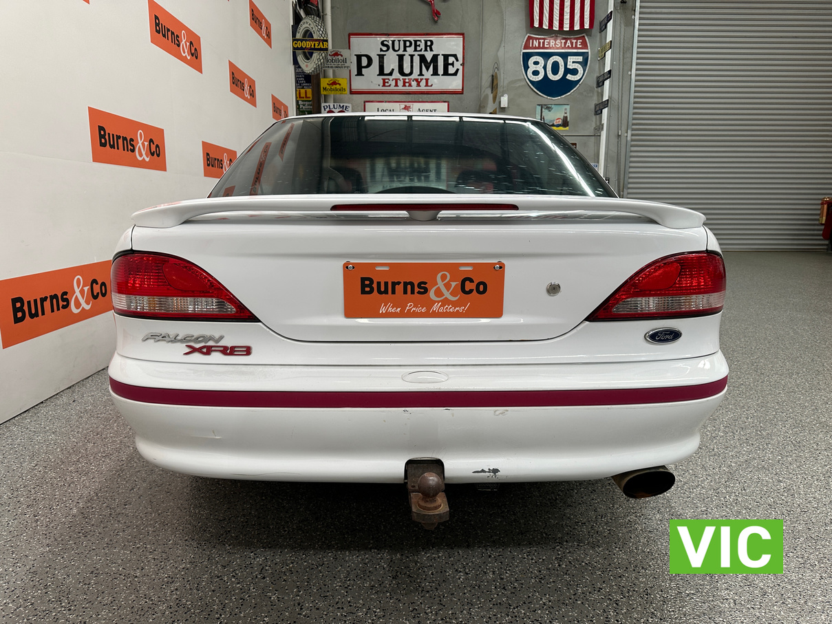 1995 FORD EF FALCON XR8 V8 MANUAL SEDAN