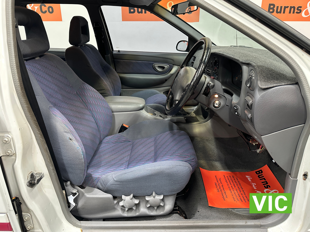 1995 FORD EF FALCON XR8 V8 MANUAL SEDAN