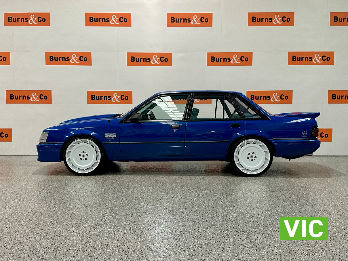 1985 HOLDEN COMMODORE VK BLUE MEANIE TRIBUTE 4D SEDAN