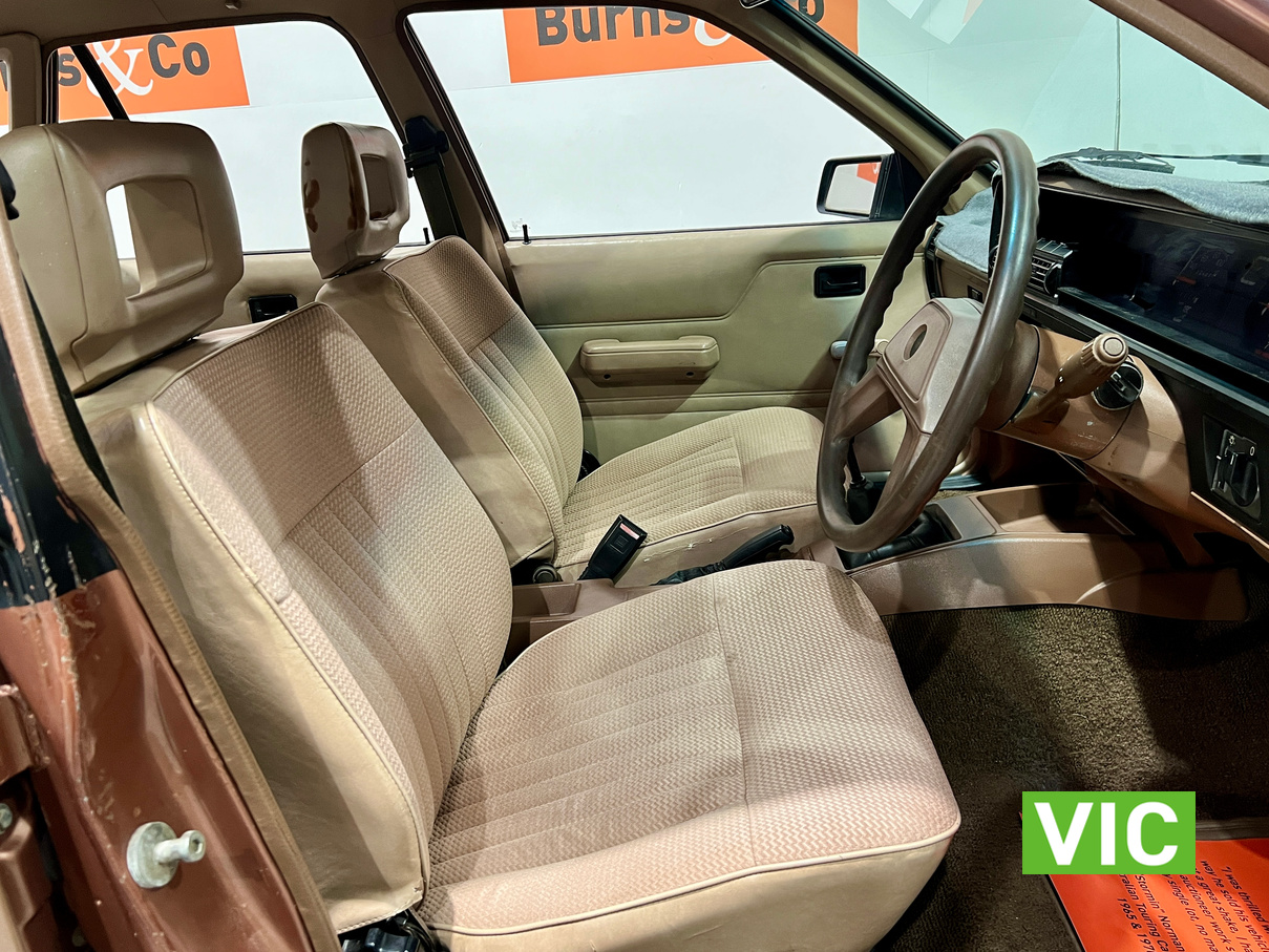 1985 HOLDEN VK COMMODORE SL 6 CYL MANUAL SEDAN 
