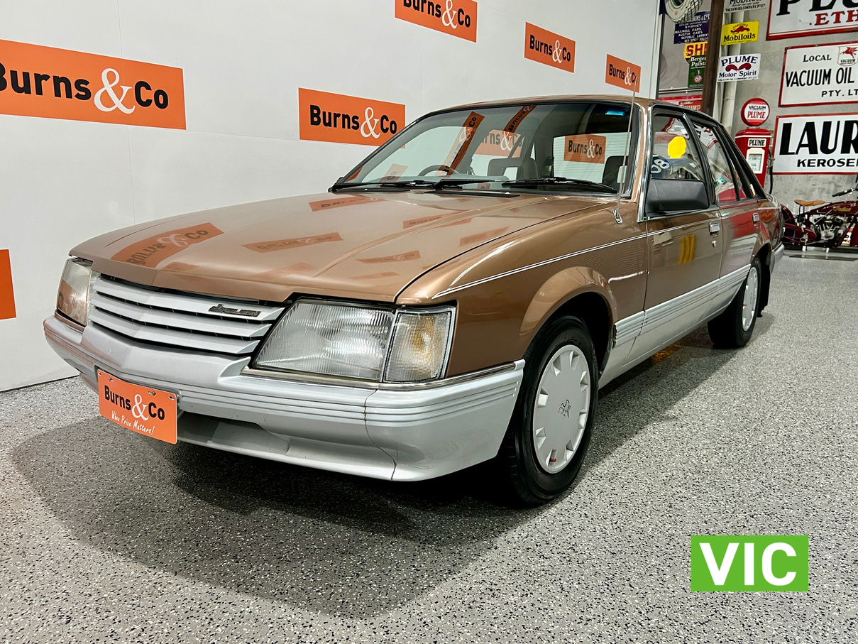 1985 HOLDEN VK COMMODORE SL 6 CYL MANUAL SEDAN 