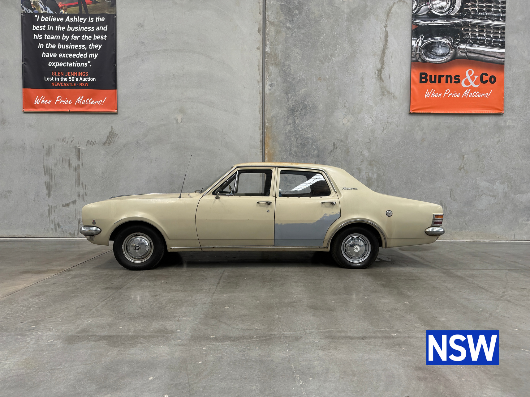 1970 HOLDEN HT KINGSWOOD 6 CYL MANUAL SEDAN