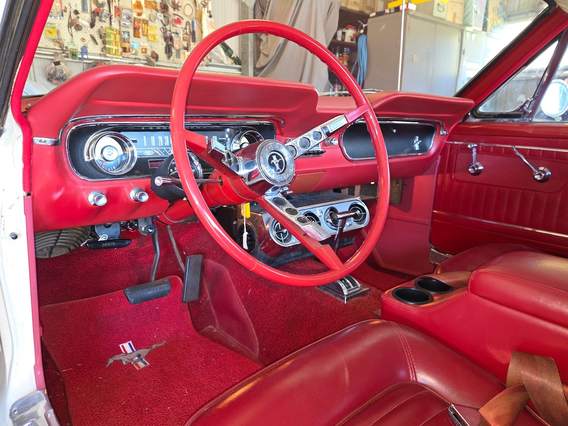 1964 FORD MUSTANG COUPE
