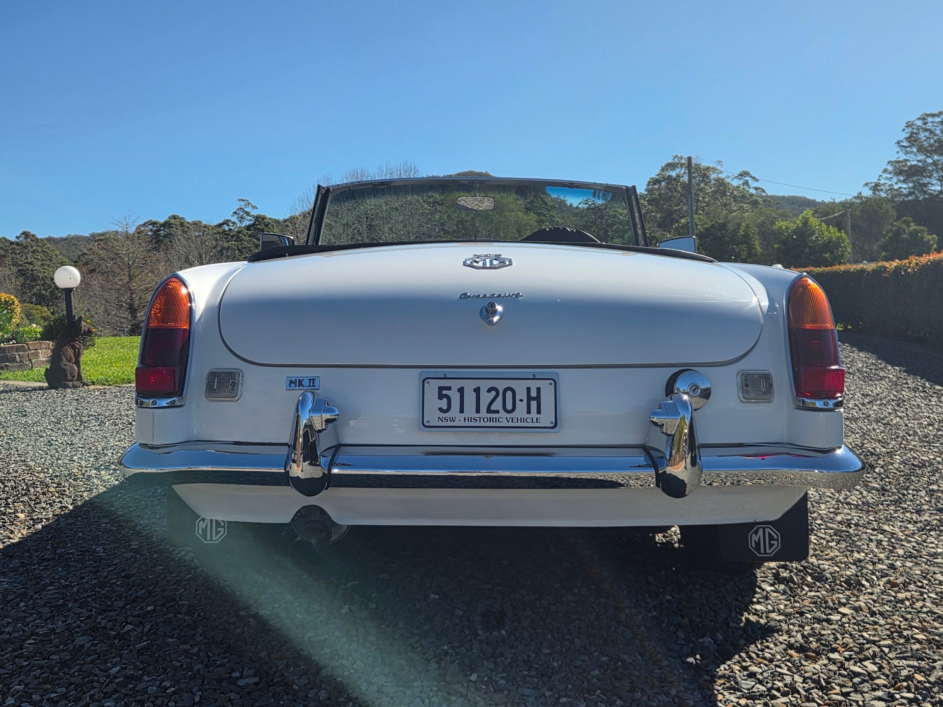 1969 MG MGB MK II 4 SP MANUAL 2D ROADSTER
