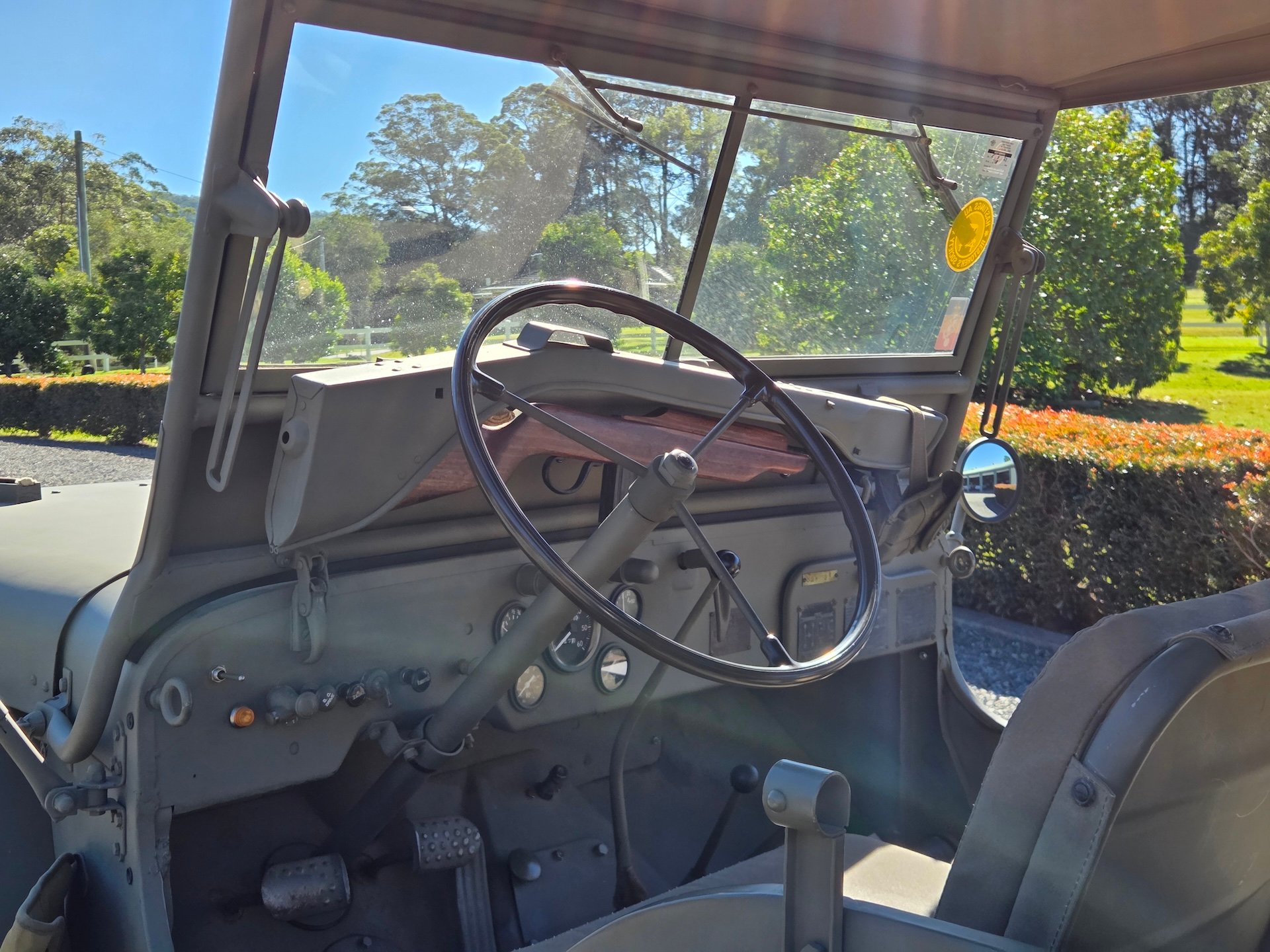 1943 WILLYS MB MANUAL JEEP