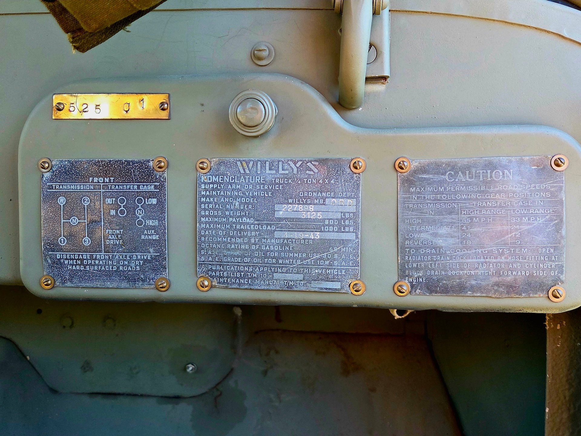 1943 WILLYS MB MANUAL JEEP